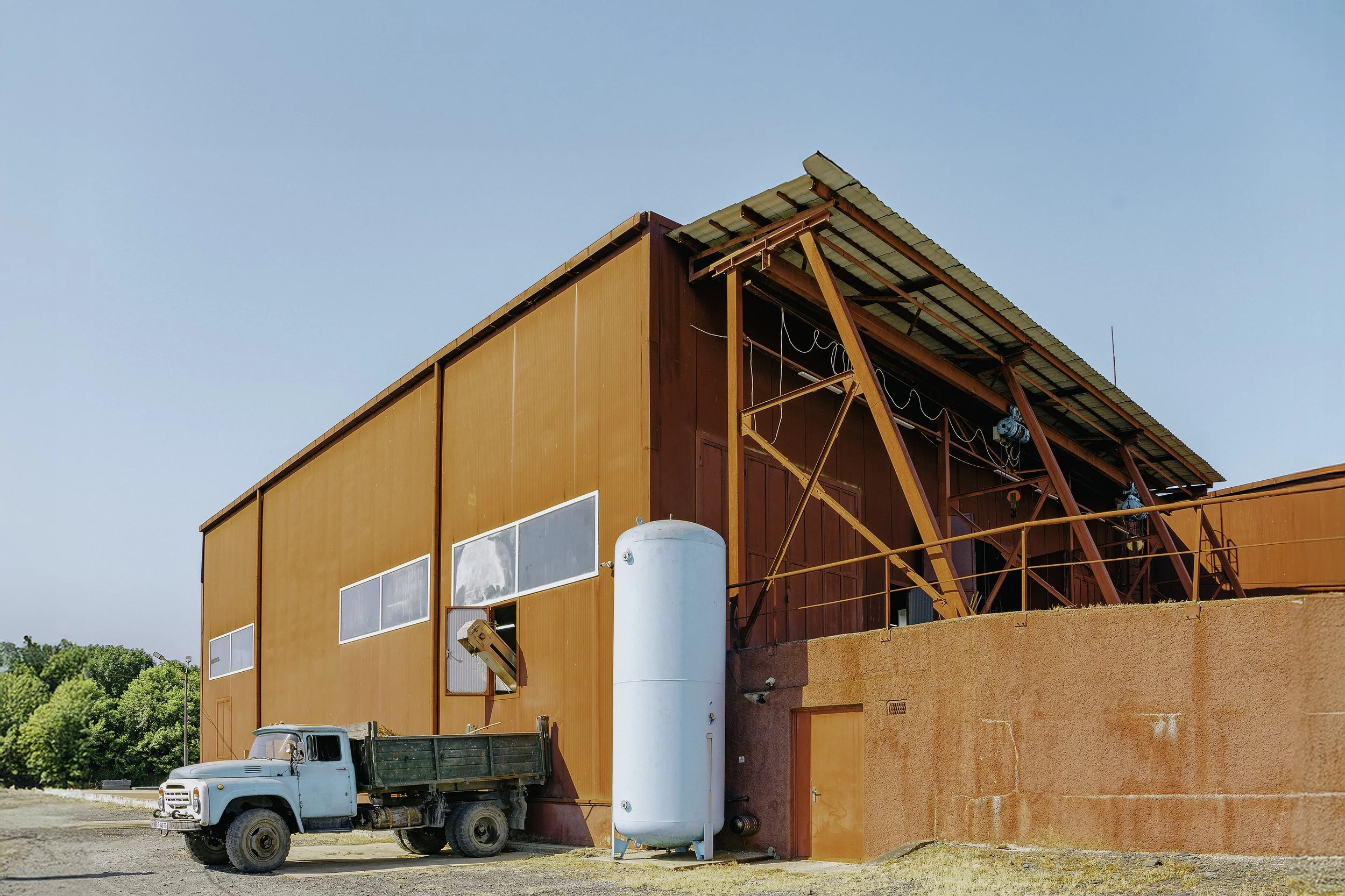 A truck re-loads at the Tbilvino winery.