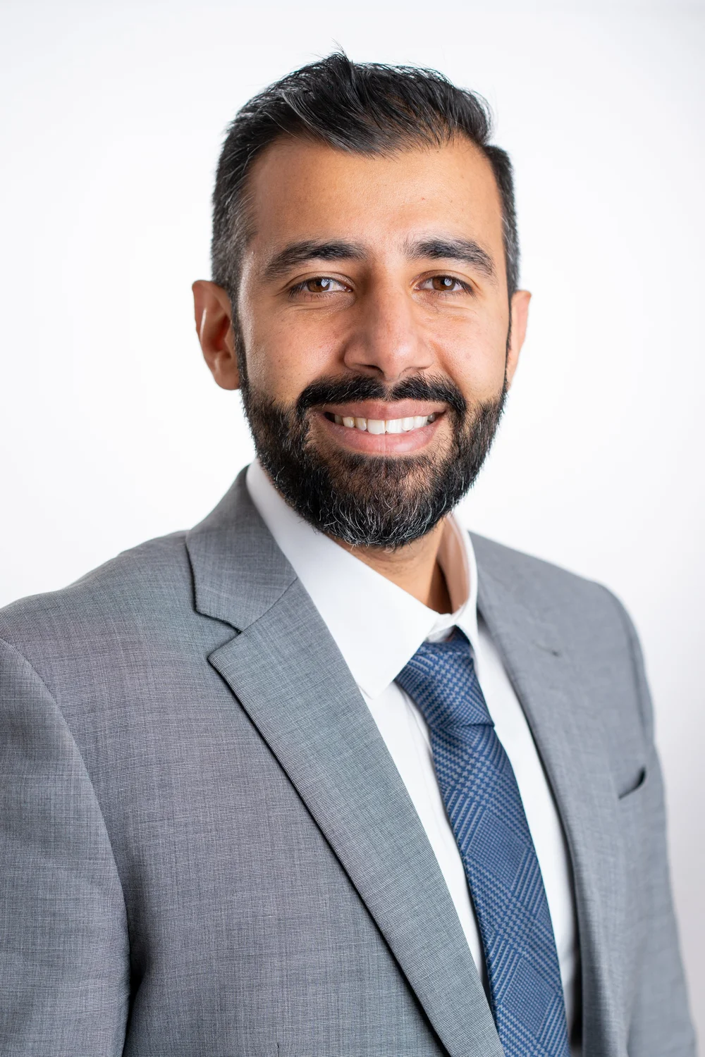Dr Mueed Mian Rheumatologist & General Physician — Epping Specialist Group