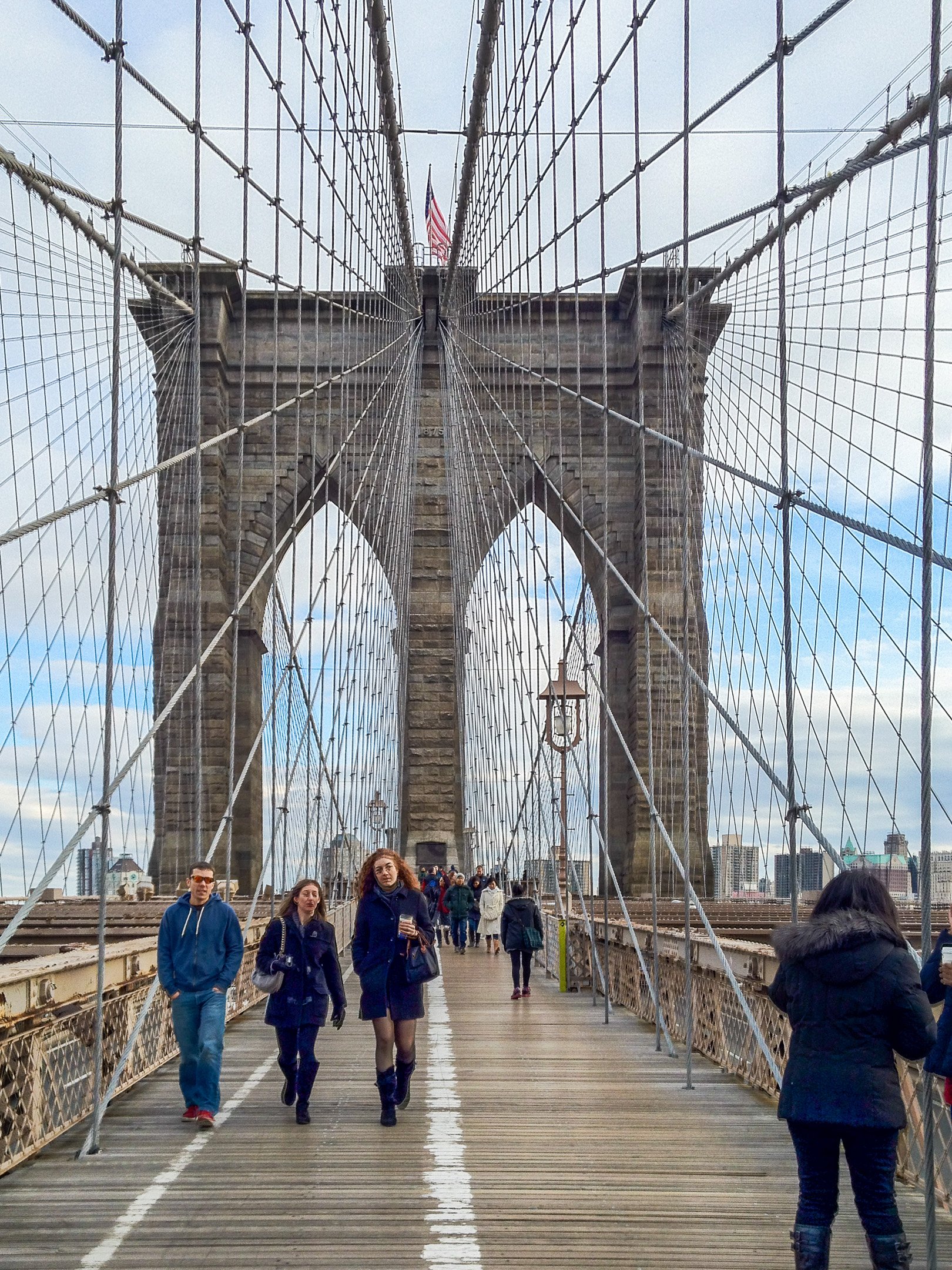 A | Brooklyn Bridge Pedestrian Path | Jan Lewis | Score: 18