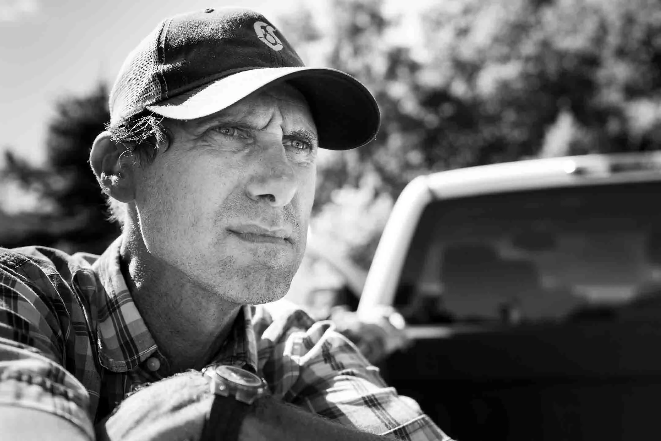 M | Farmers Stare | Joe Mancy | Score: 12