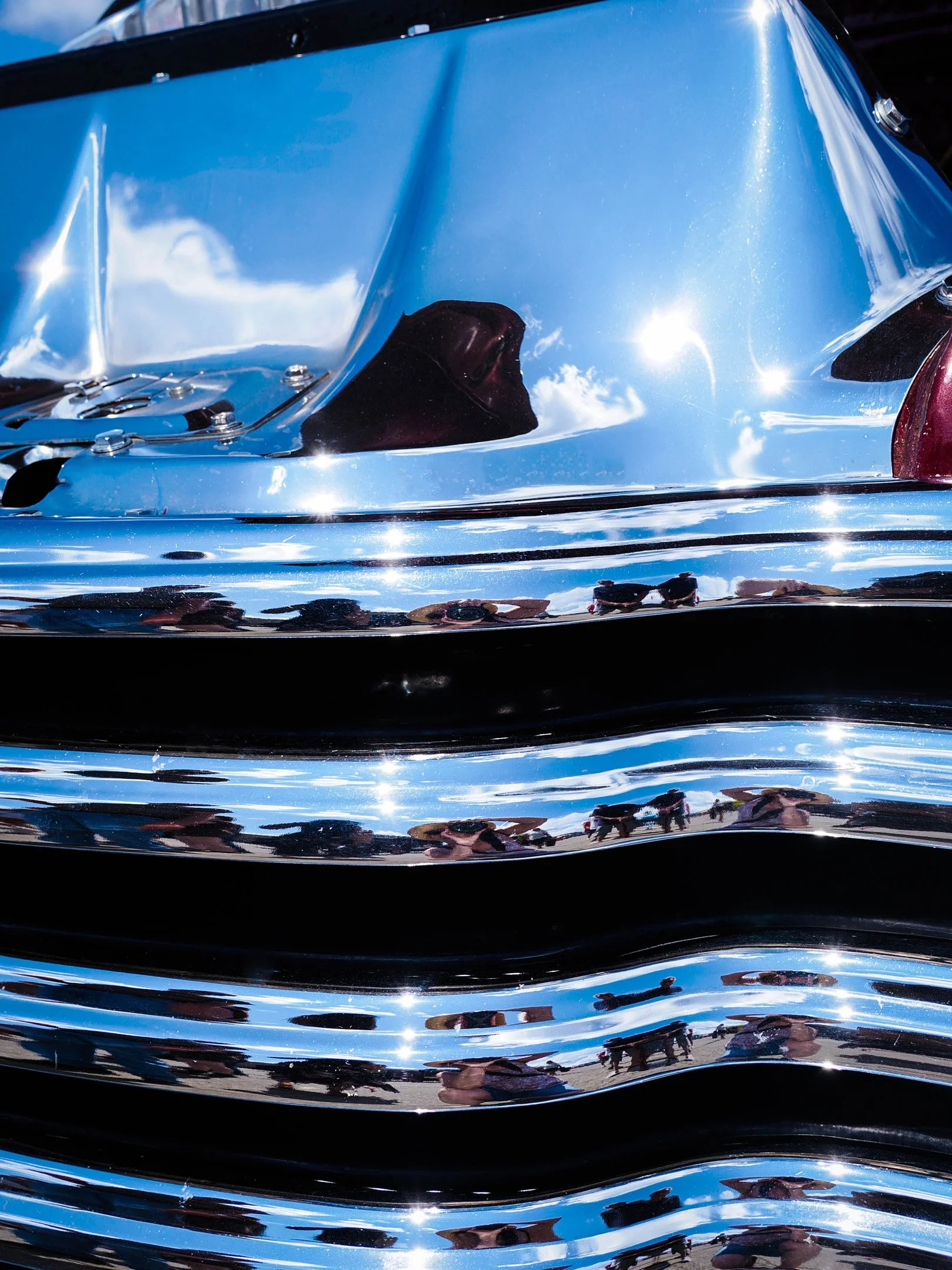 O | Lots Of Chrome | Diane Durand | Score: 18