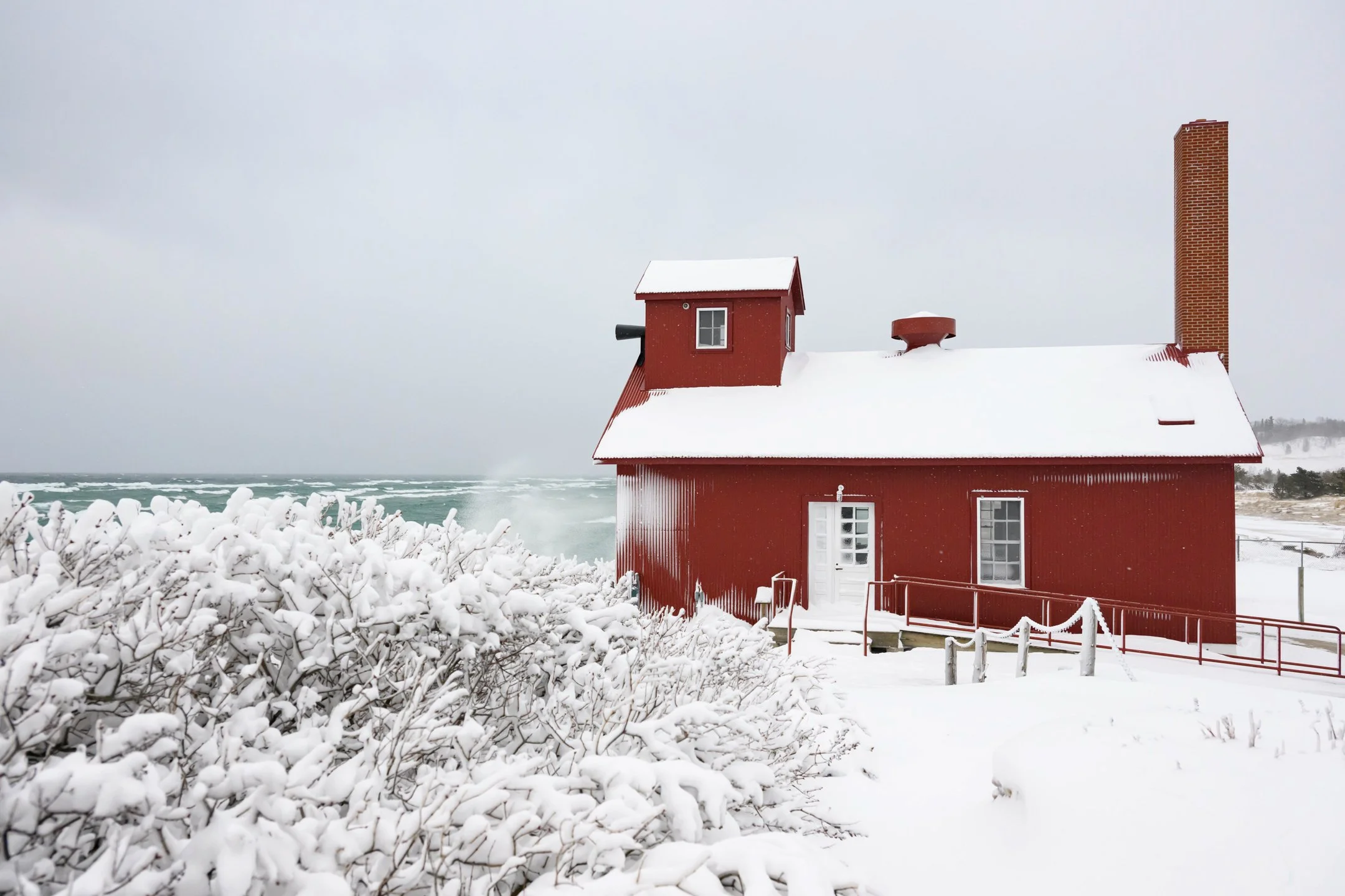 O | Fog Horn House | Mary Tyrrell | Score: 17
