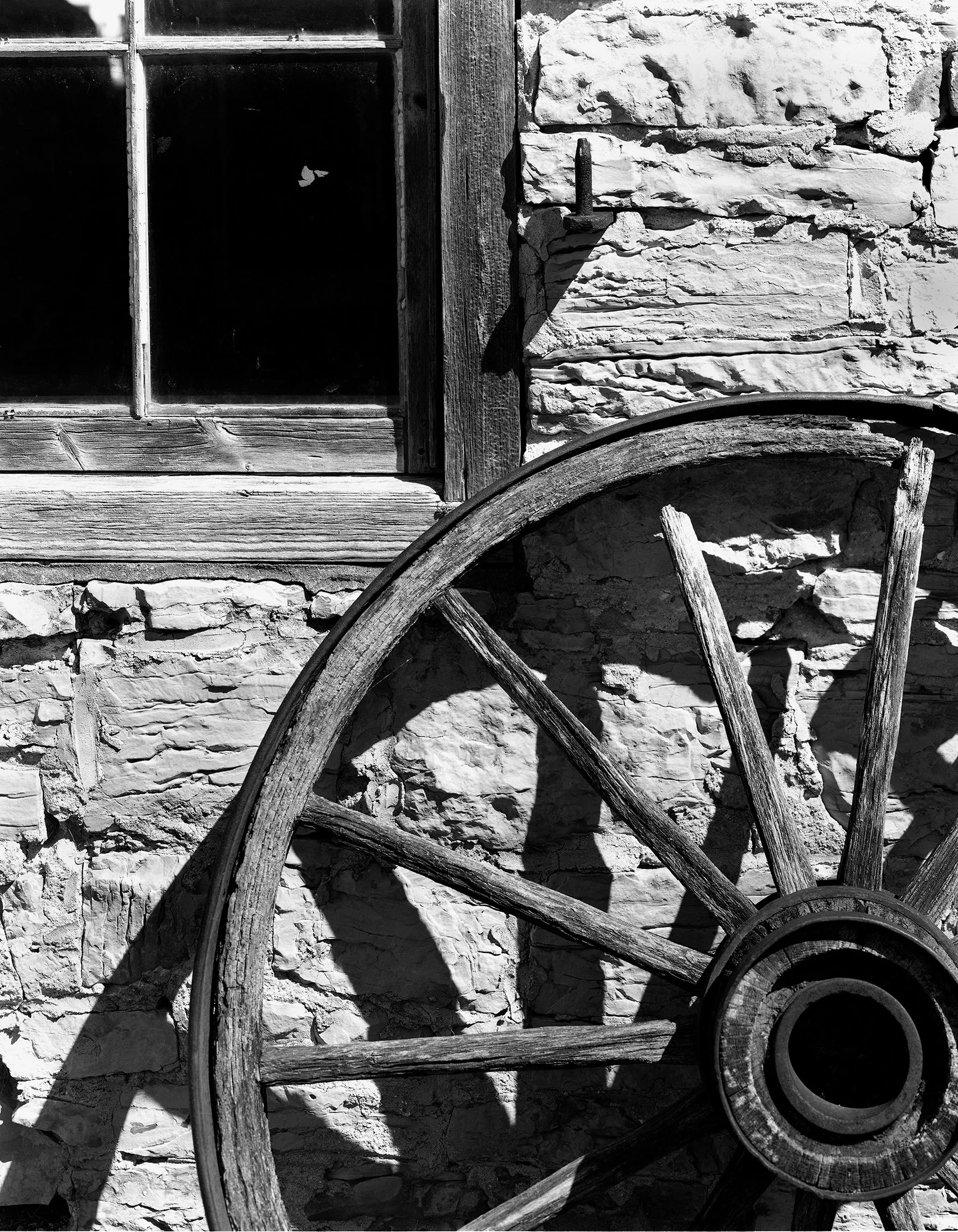 M | Wheel And Window | Mike Mitchell | Score: 17