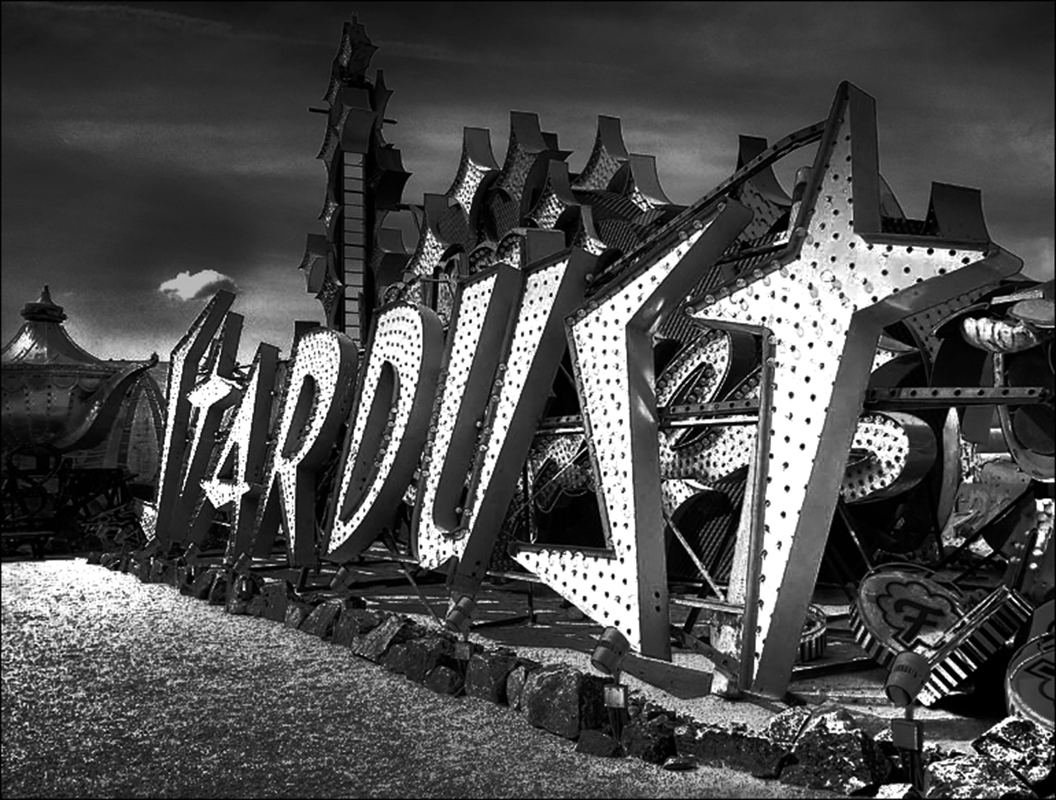 A | Stardust | Allen Brooks | Score: 12