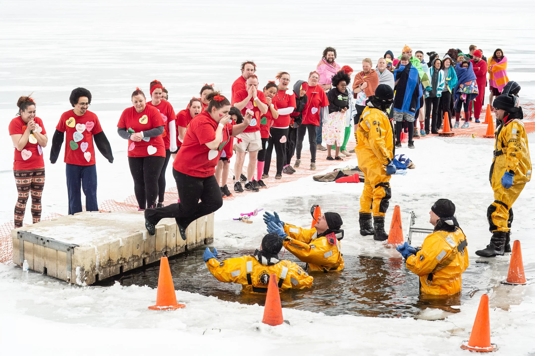 J | An Icy Embrace | Jan Lewis | Score: 23