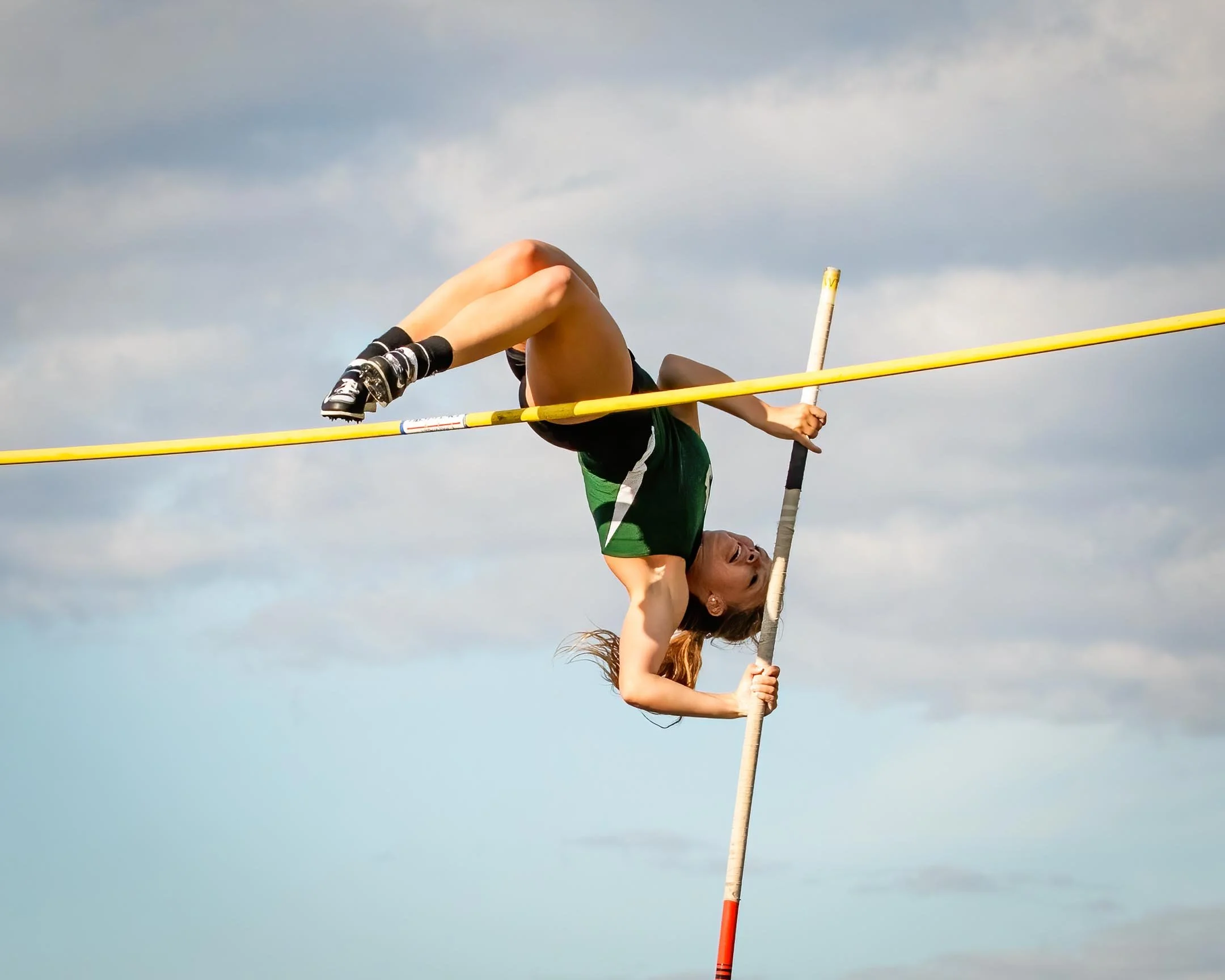 J | Pole Vault | Mike Bergeon | Score: 18