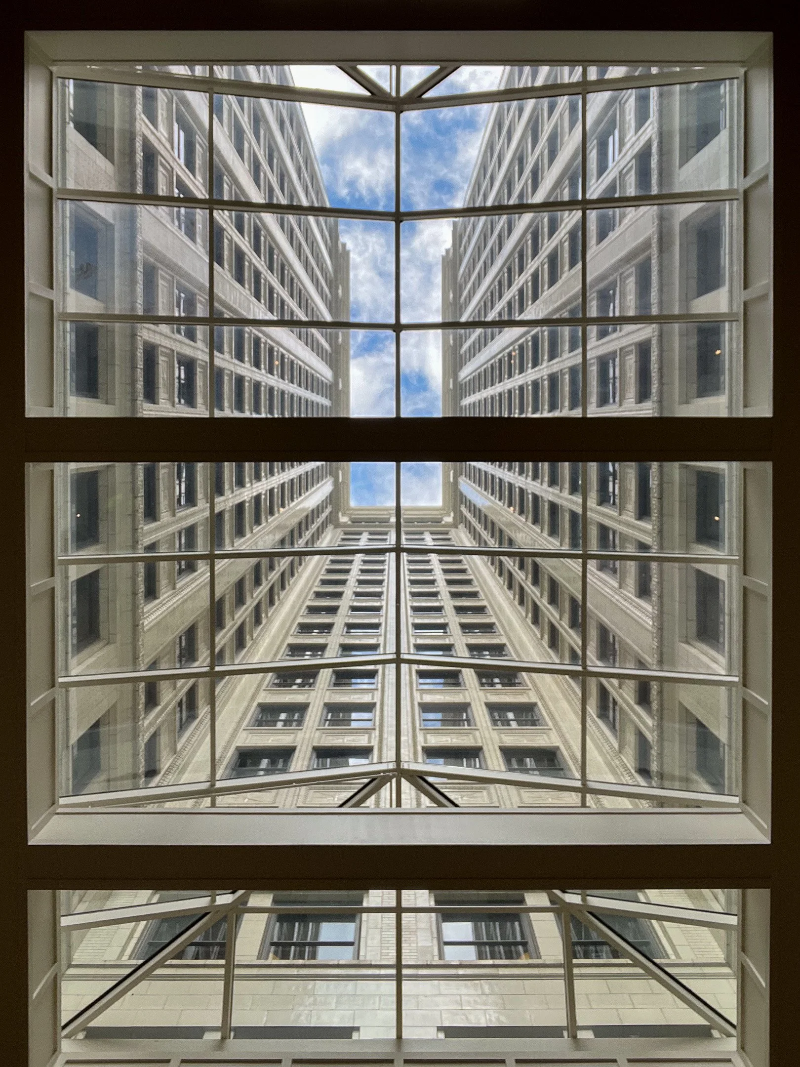 A | Motor City Atrium | Jan Lewis | Score: 24