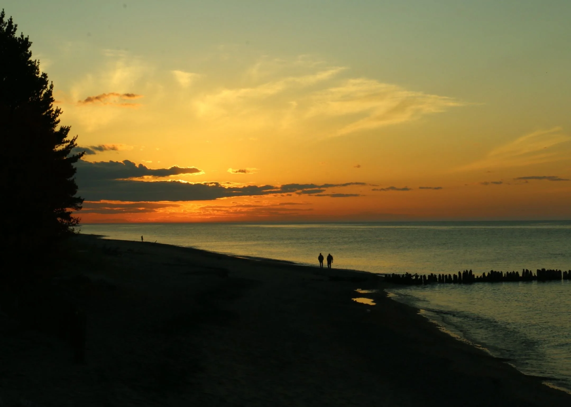 S | Lake Superior sunset | Christine Mooney | Score: 18