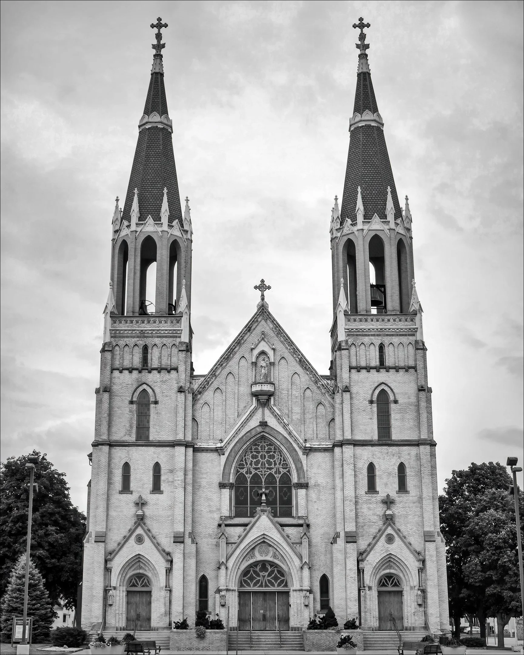 A | Twin Steeples | Diane Charvat | Score: 20