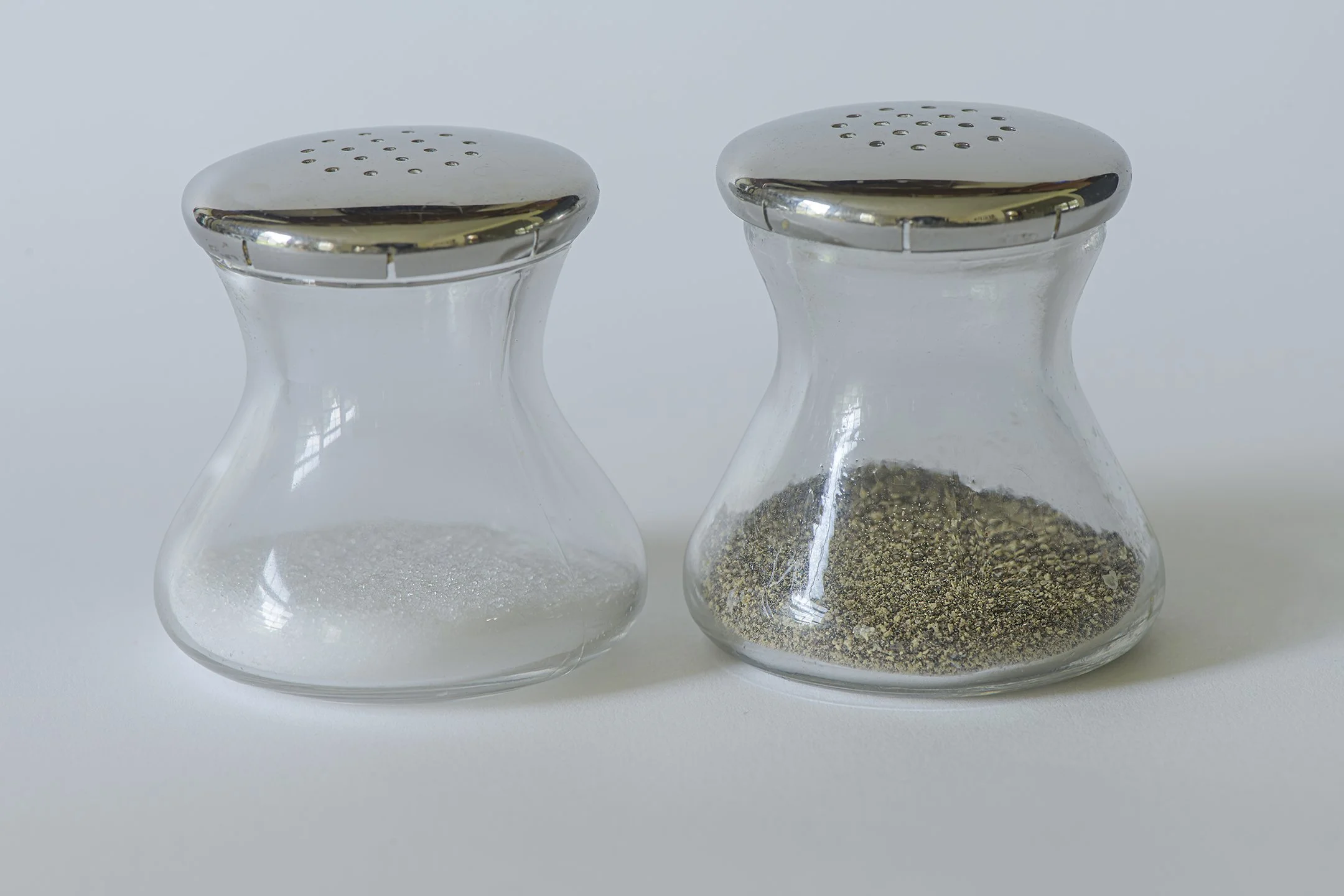A | Salt And Pepper Shakers | Jack Eichner | Score: 19