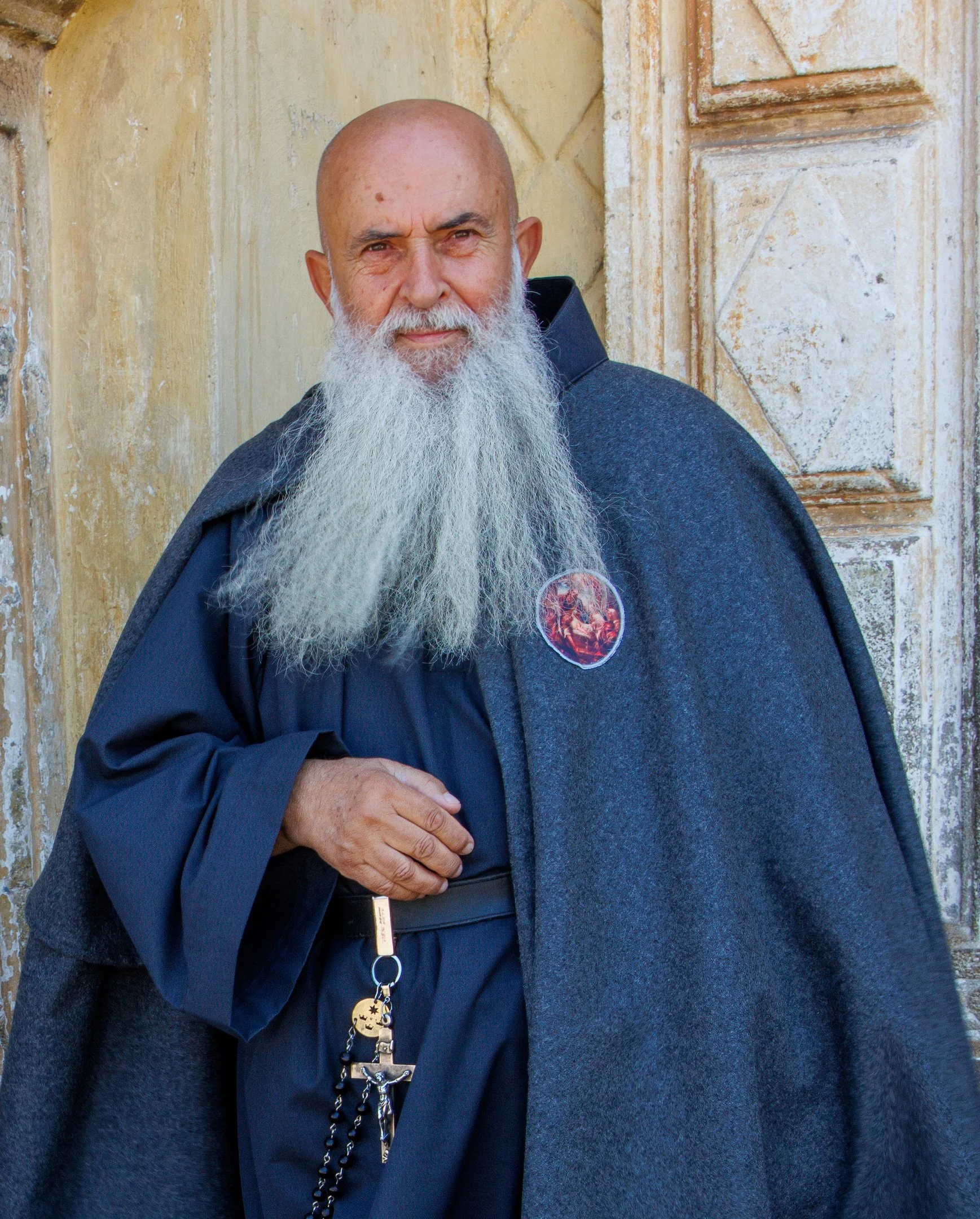 P | Guatemalan Cleric | Jim Knapp | Score: 21