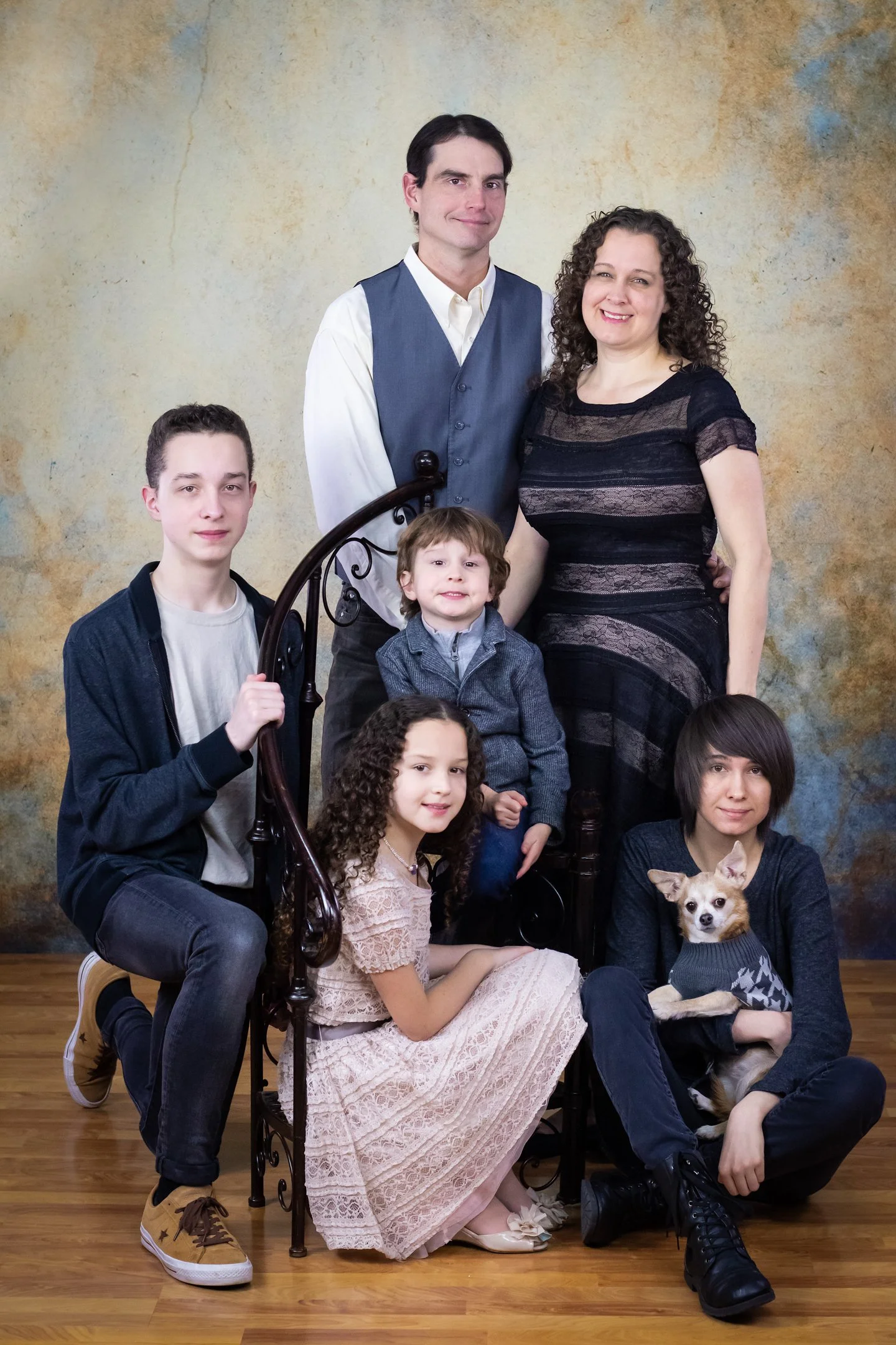 P | Family Portrait | Rebecca Humes | Score: 20