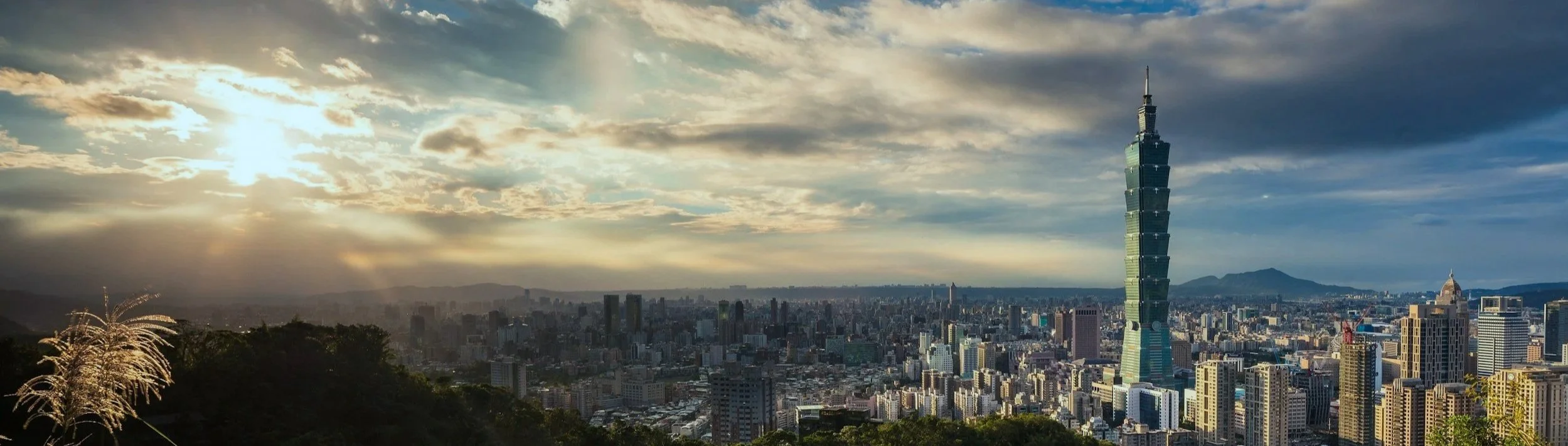 Taipei 101 skyline — cross-cultural executive coaching  for leaders navigating US and Taiwanese professional cultures