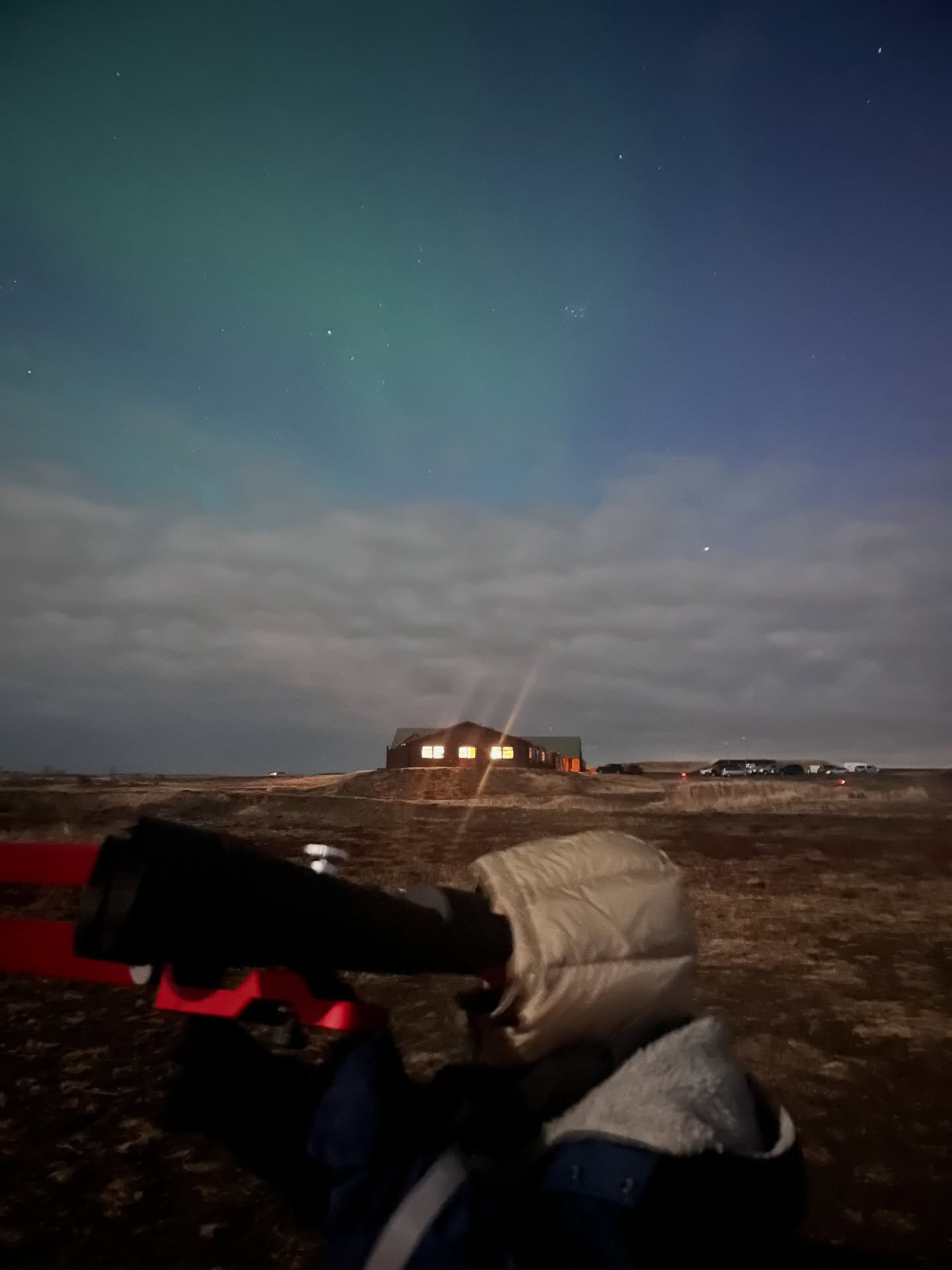 🔖 Iceland is the best! It's a destination that will move you, challenge you, break out your inner adventure child, and create a connection with land like nowhere else. One of my favorite places I have ever been (and taken my son). 💌to get your Spri