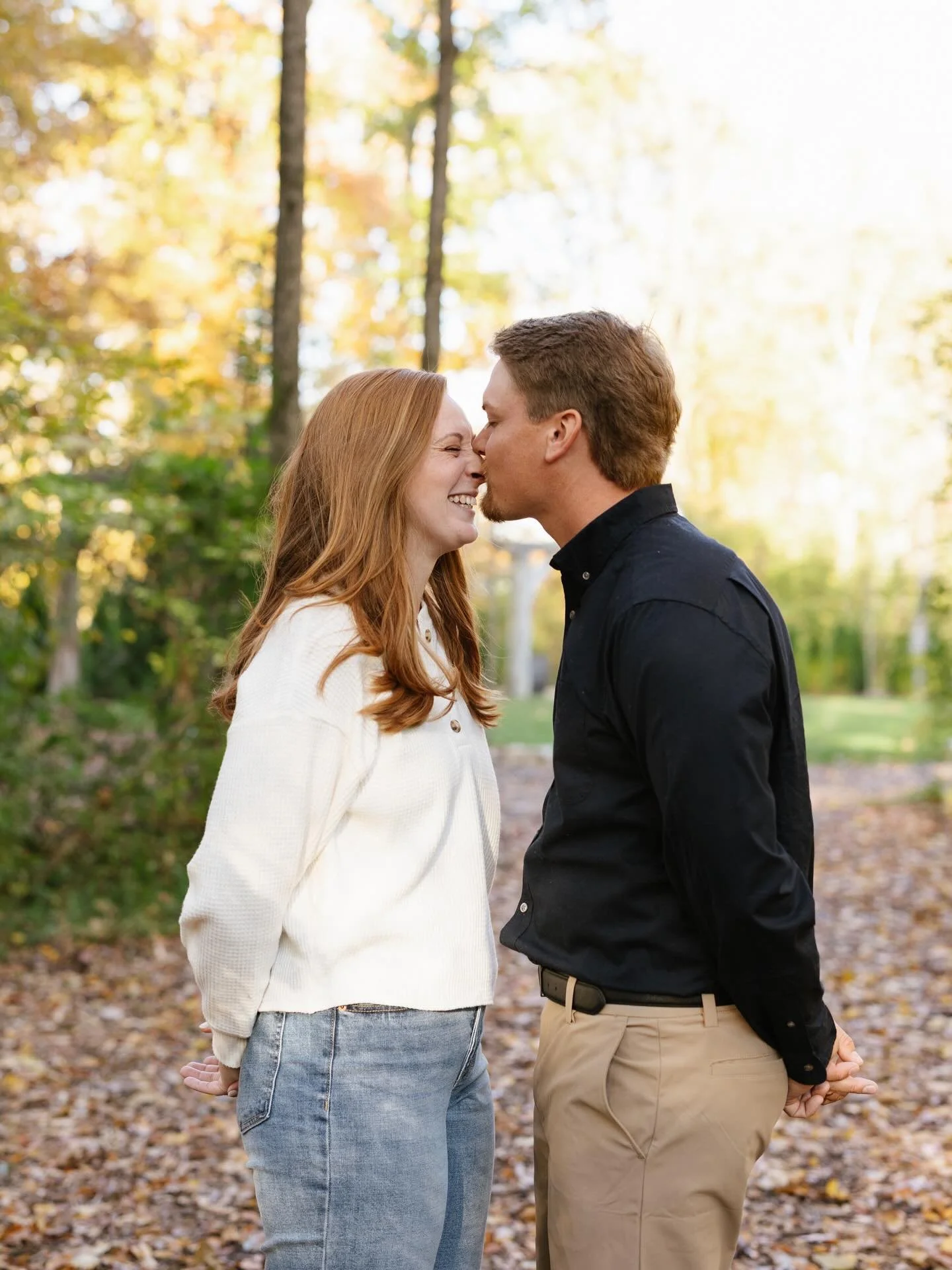 Engagement session in Progress Park with peak fall colors + West Sixth Nulu + Darcy + Jacob = an ideal evening

Next fall, these two will say &ldquo;I Do&rdquo; at Progress Park, so we used our time as part photo session, part exploration of their we