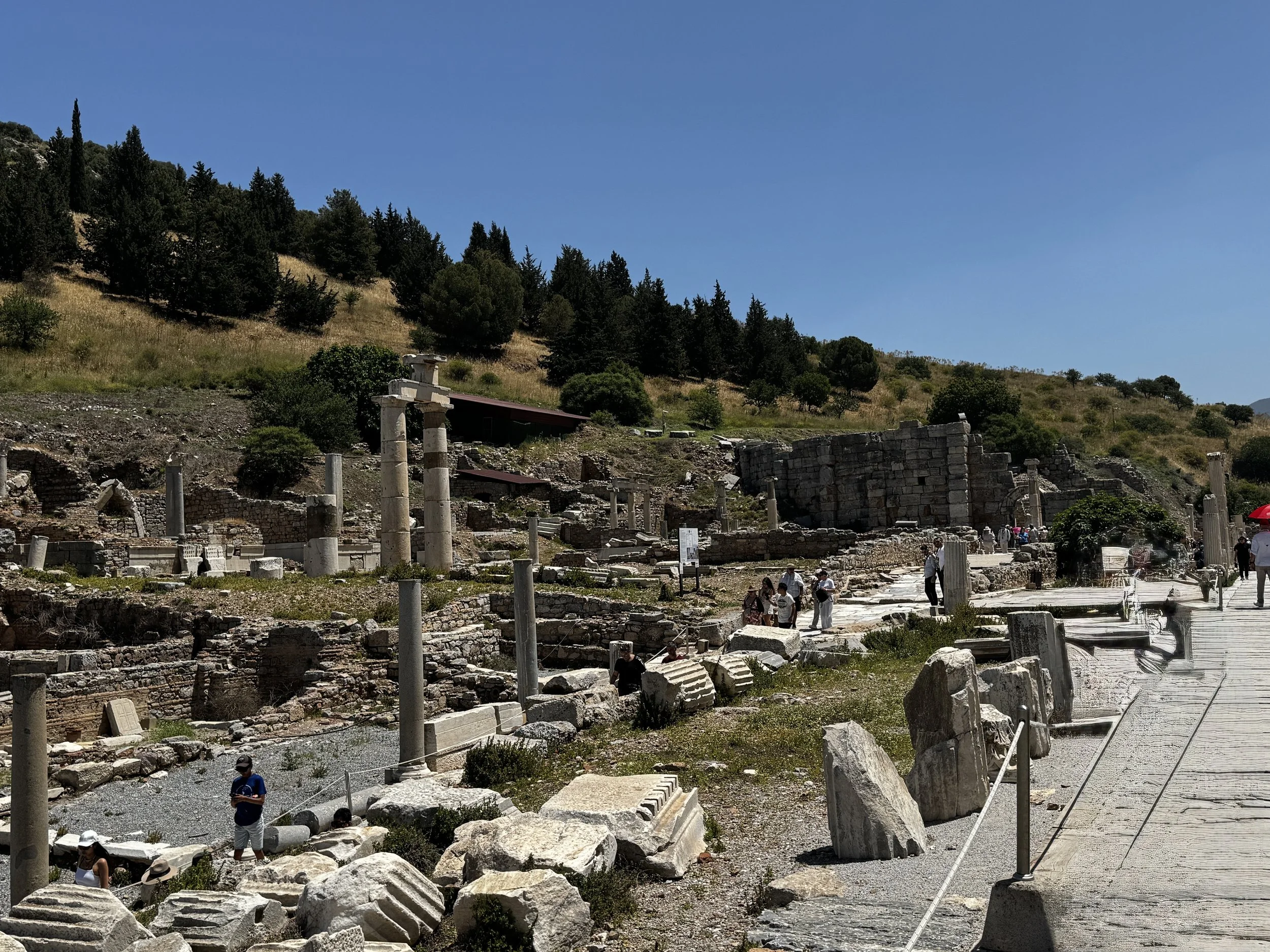 The temple to Julius Caesar was in the upper city along the sacred agora.