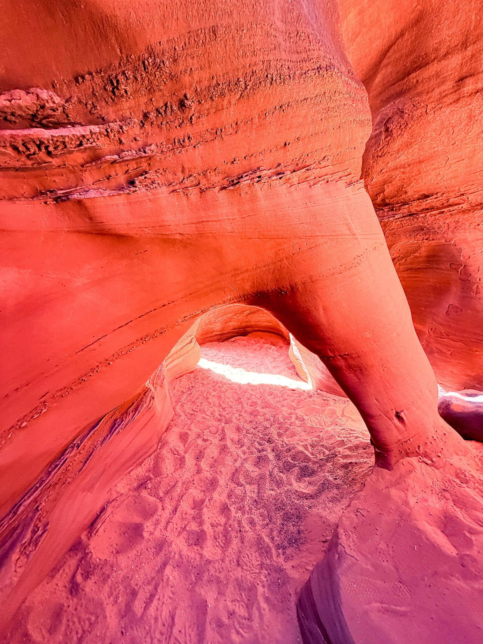 peek a boo slot canyon sandstone formations escalante utah