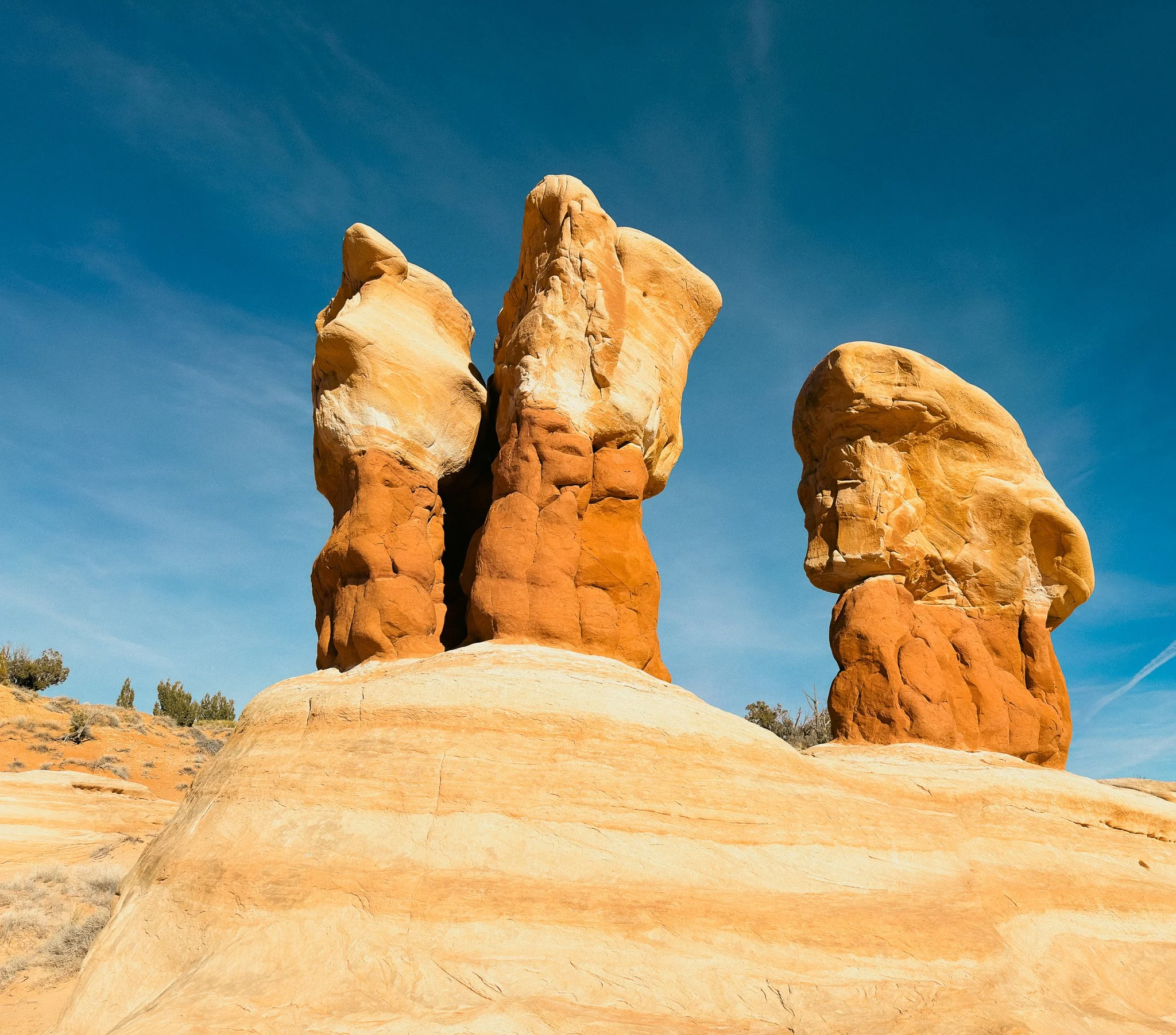 Layered sandstone formations that give Devil’s Garden its “layered” look