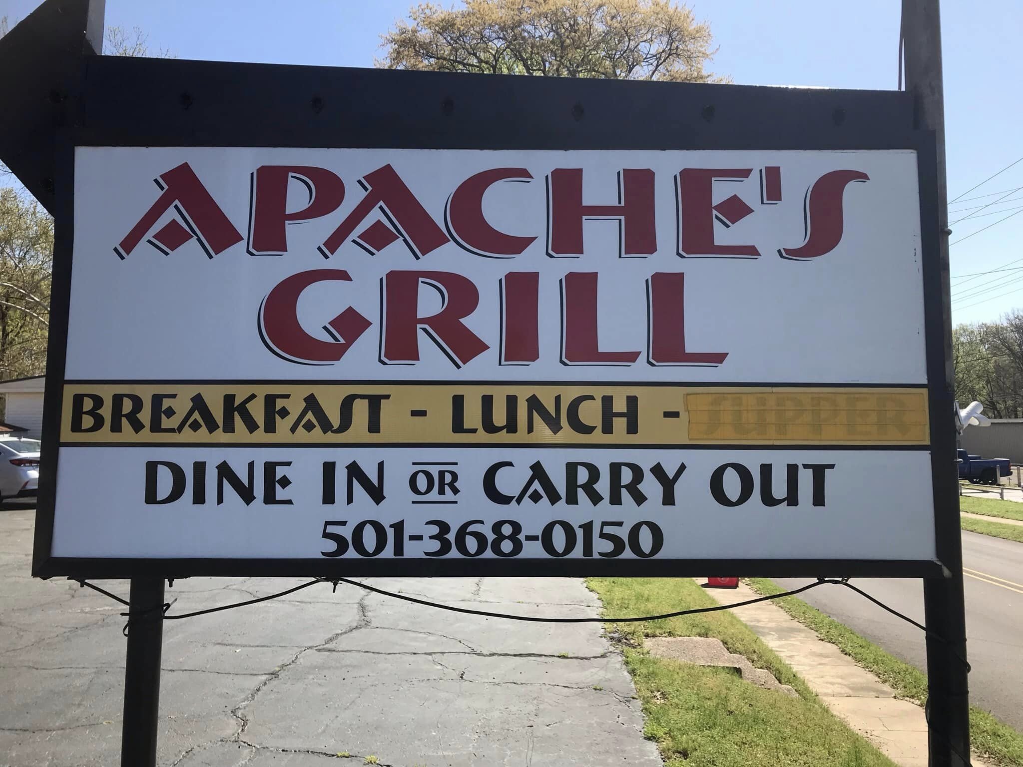 Apaches Grill Searcy.jpg