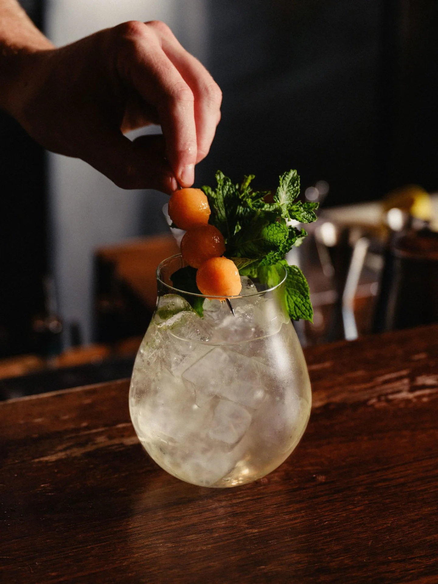 The Meloncello Fizz mixes meloncello, Widges gin, citrus oil and sparkling lemonade, finished with fresh melon and mint.

Bright, chilled and made for a drink upstairs at Vitelli&rsquo;s.

@widgesgin