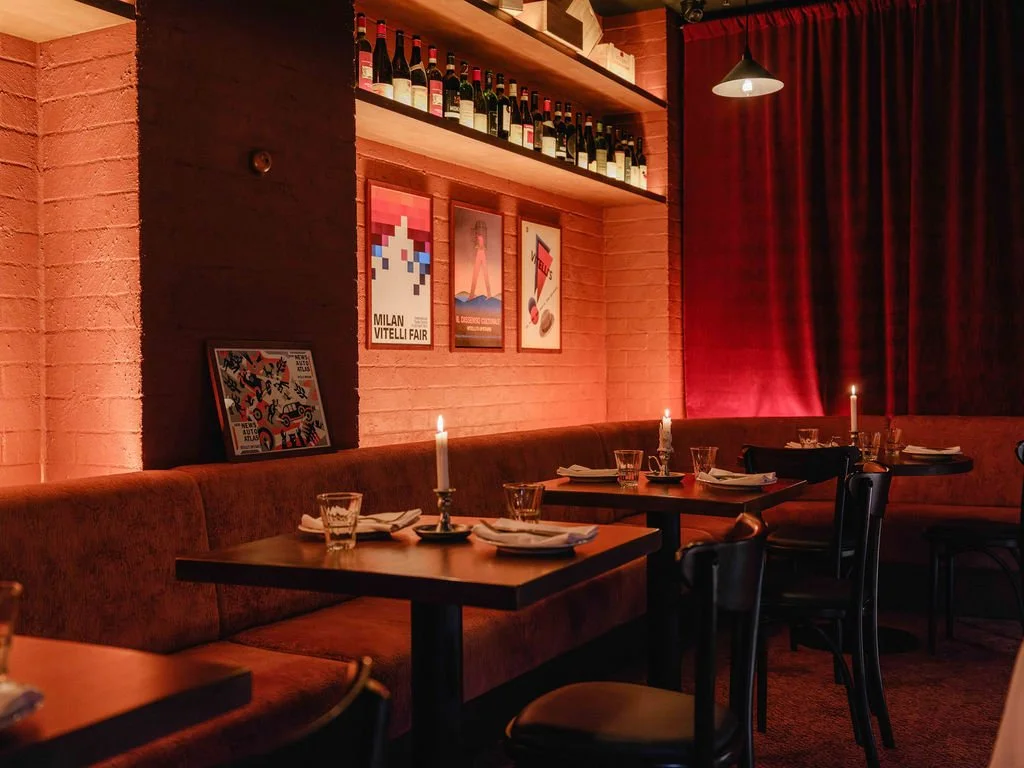  
 Vitelli's Upstairs 
 Accommodates up to 120 guests. 
 
 
 
 DISCOVER   
 Corporate, Birthdays and Private Occasions, Brand Activations, Any 
 30 - 50, 50 - 100, 100 - 120, Any 
 Standing, Either 
  Lunch, Afternoon, Dinner, Late Night, Any 