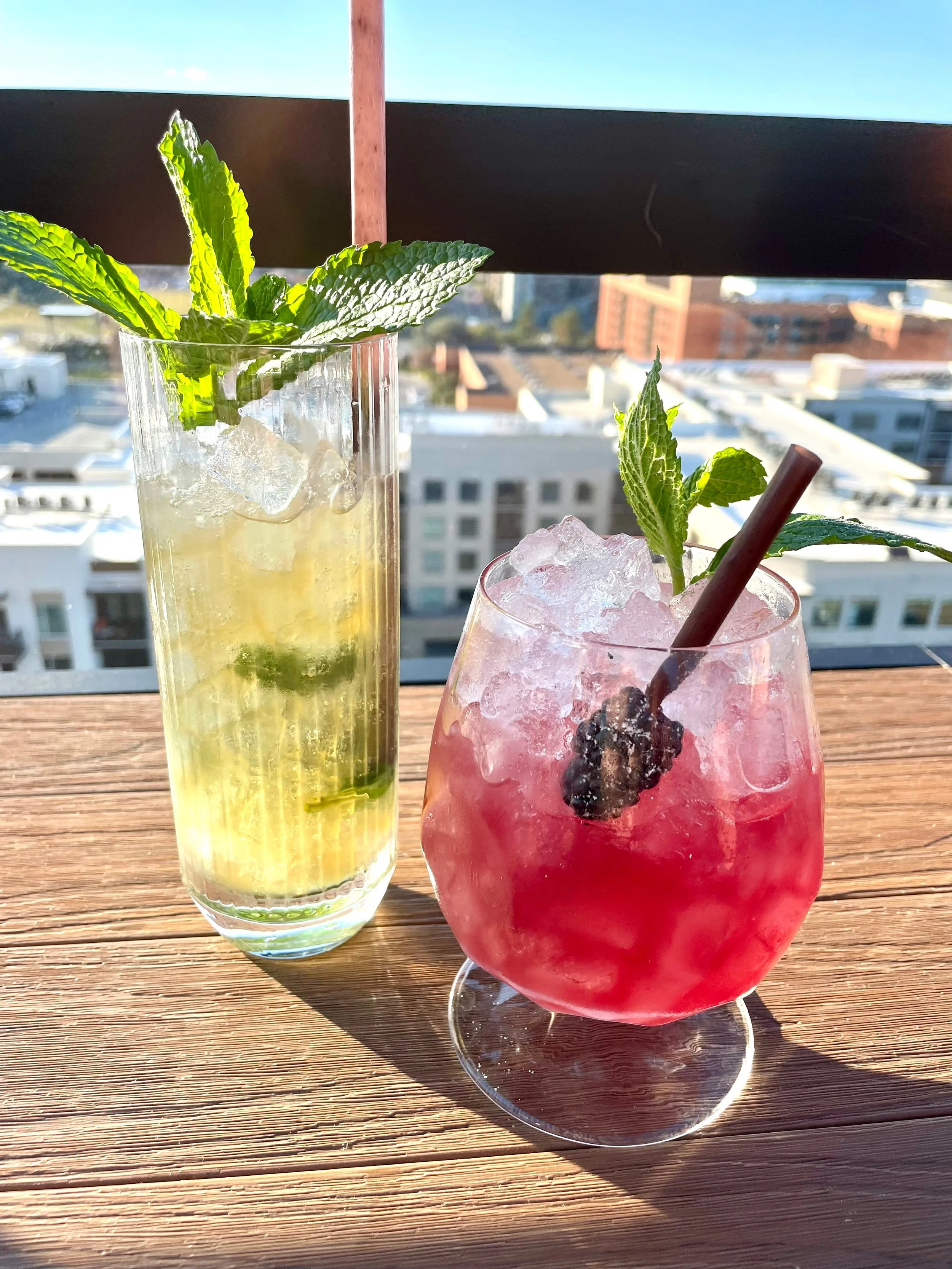 bar-julia-rooftop-drinks-hosting-savananh.jpg