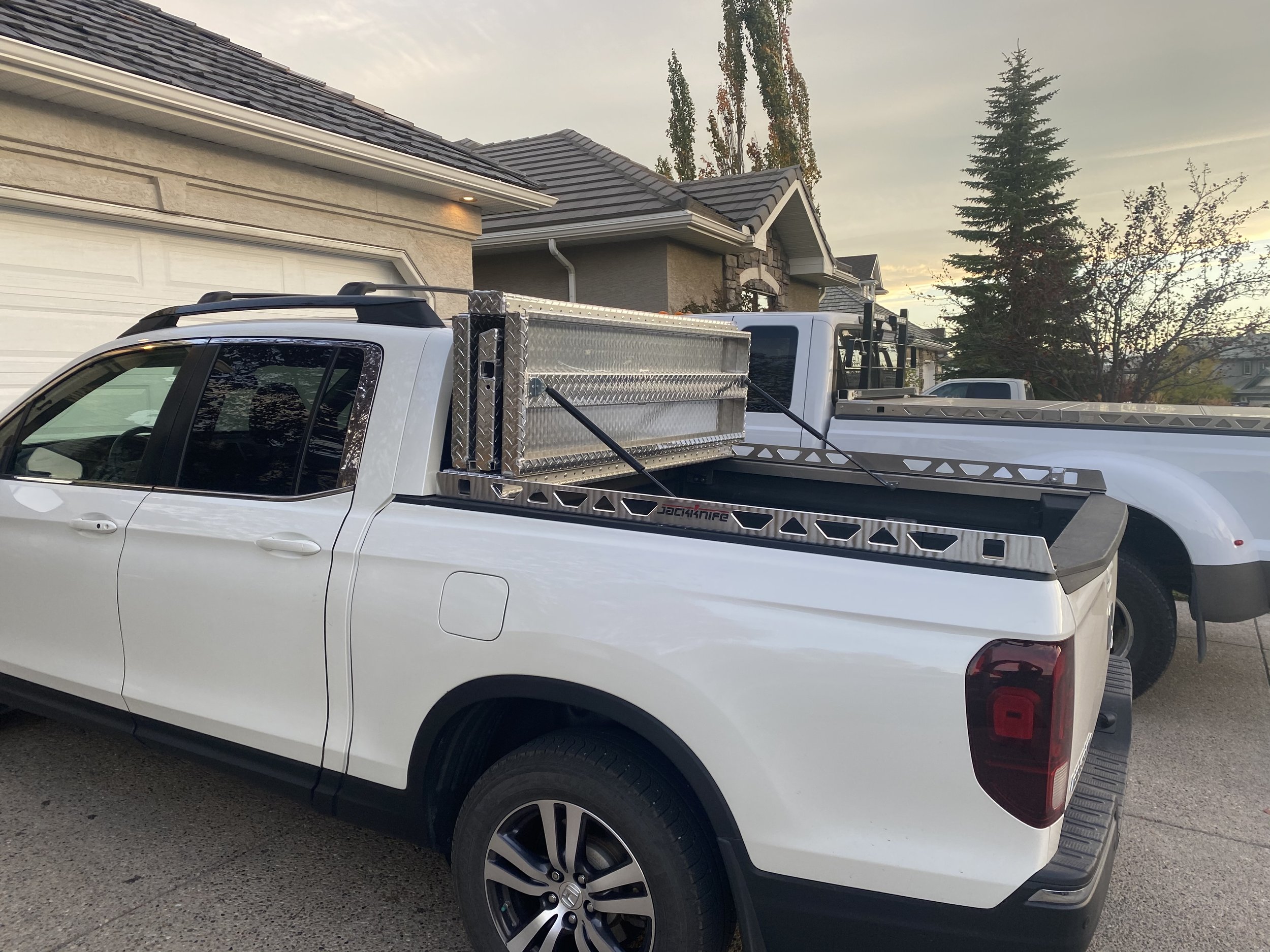 Gallery 1 — Jackknife Truck Covers