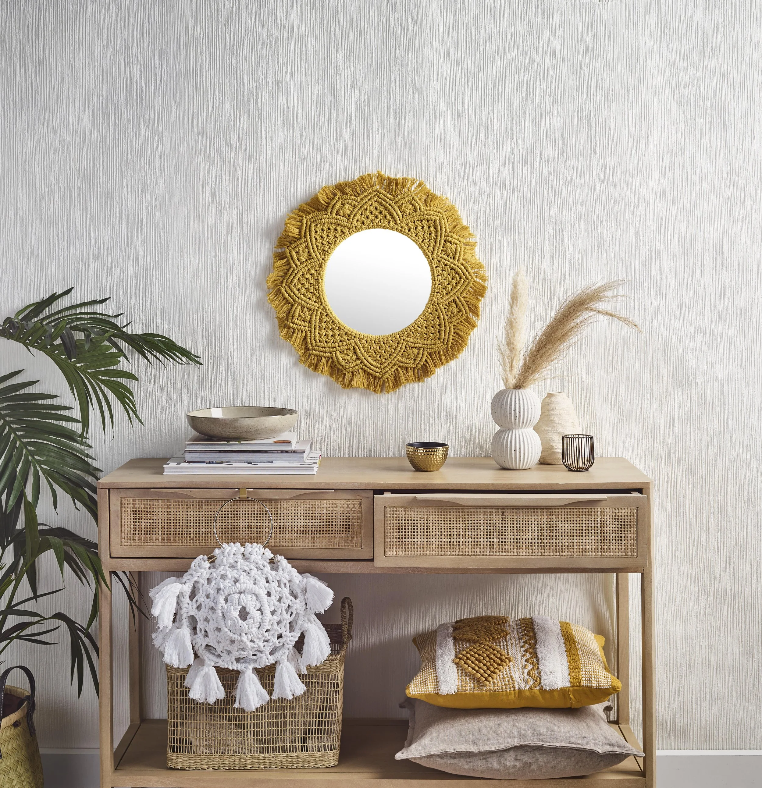 G17525_251120_B copy.jpg