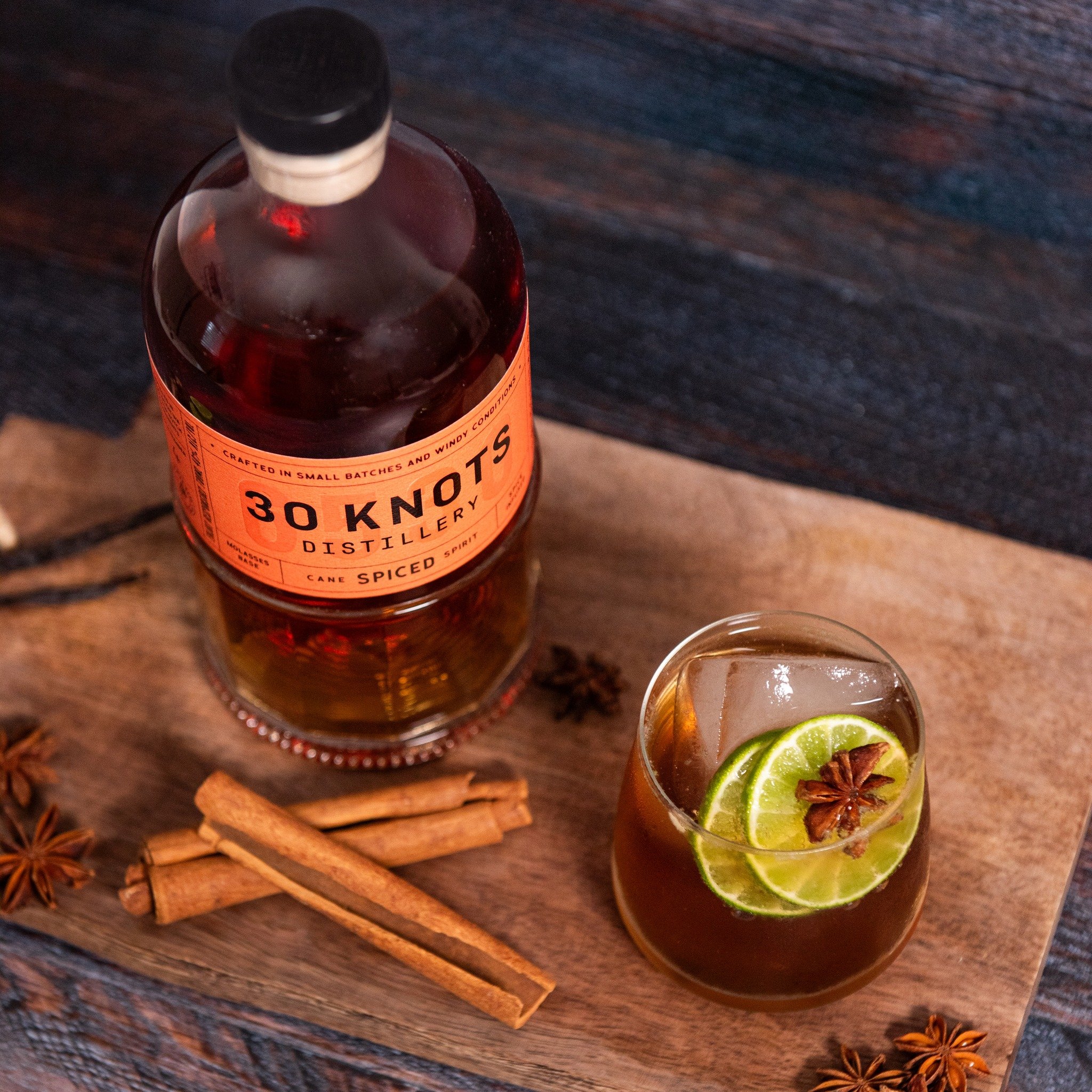The perfect companion for these cooler days? Our Spiced.
Made from Australian molasses and gently spiced, it's aged for three months in ex-Shiraz French oak barrels, giving it a rich colour and smooth, warming character.
π₯ 30 Knots Distillery. Cr