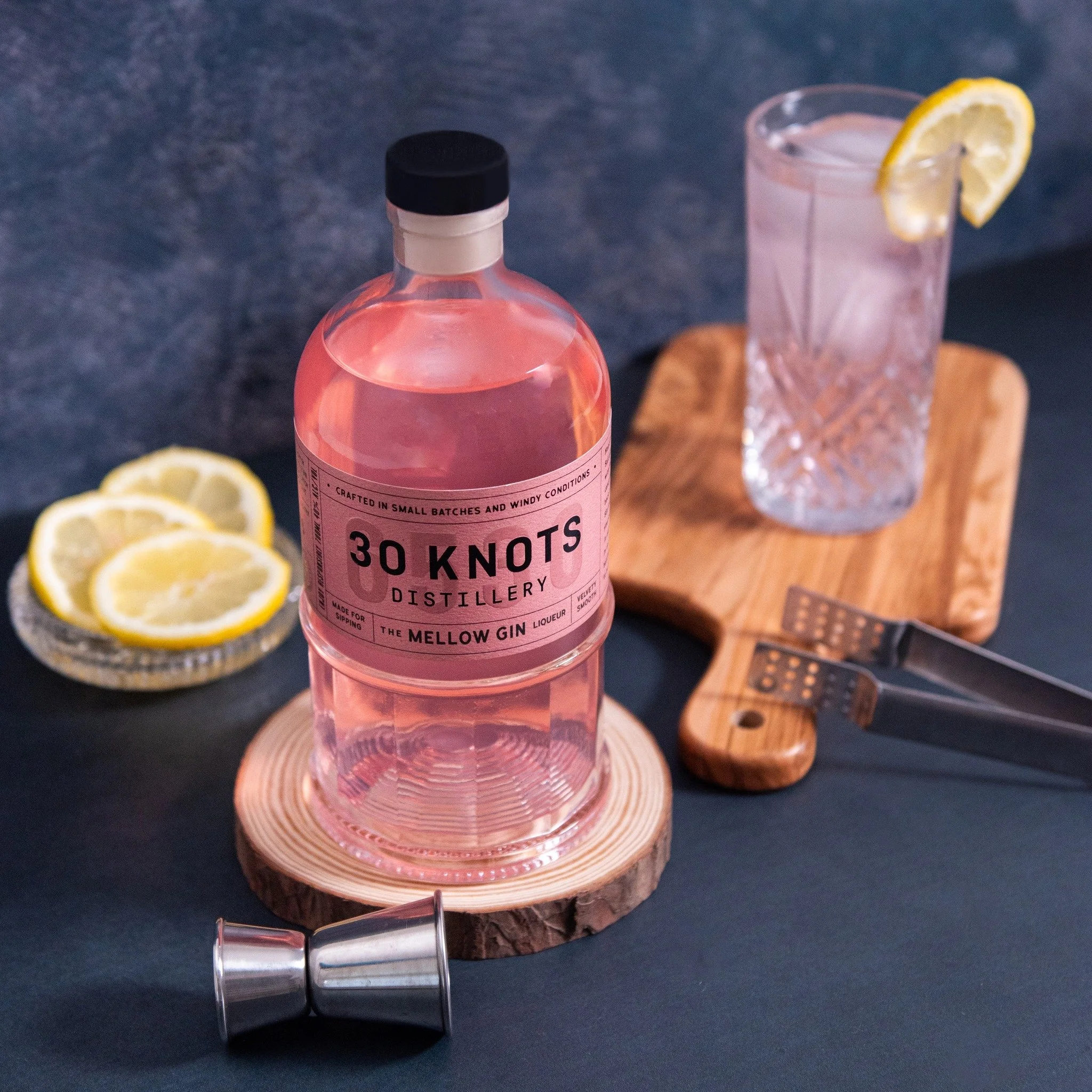 We’re often asked where the idea for our Mellow Gin came from. It began as a bit of fun—experimenting with a sweet profile while keeping a bold, juniper-forward base to balance the sweetness with piney notes. The result? A sweet, pink gin
