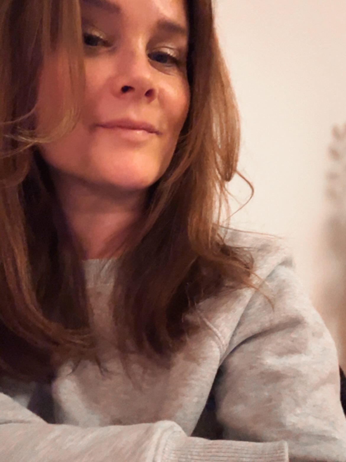 Thank you Sag season ♐️ ❤️ You brought me the most stubborn cold, lots of festivities, books, music, and birthday parties (yes multiple) for all the little Sag suns in our life. Ready for a much needed Xmas break! Happy holidays everyone 🤍🎄📚🥂🍪🎁