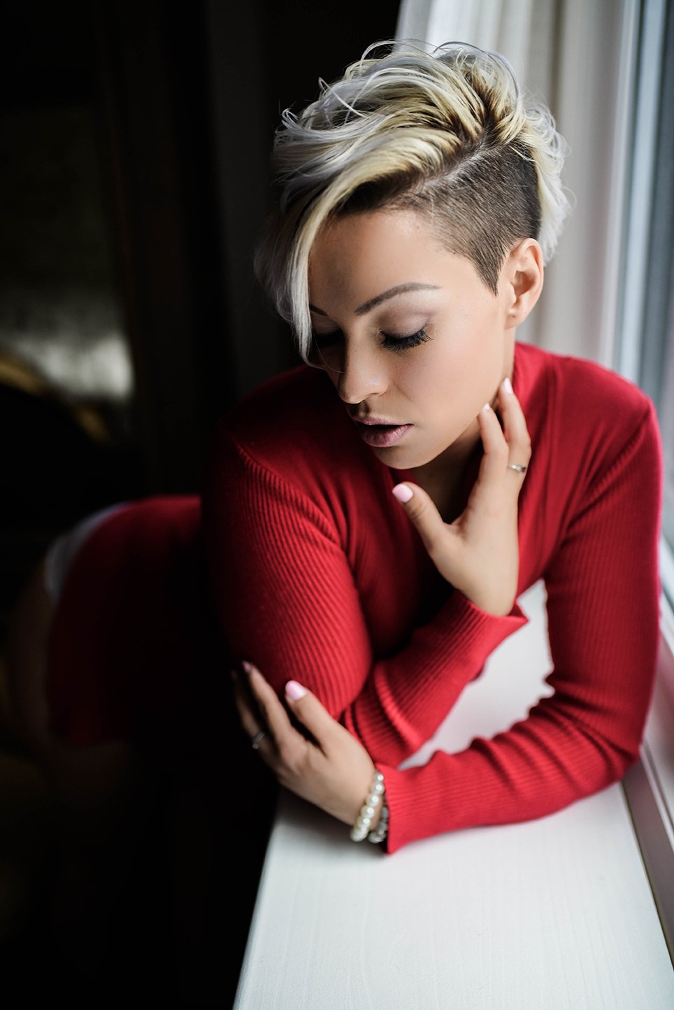 5 Ways To Gain More Body Confidence – Boudoir Photography Toronto