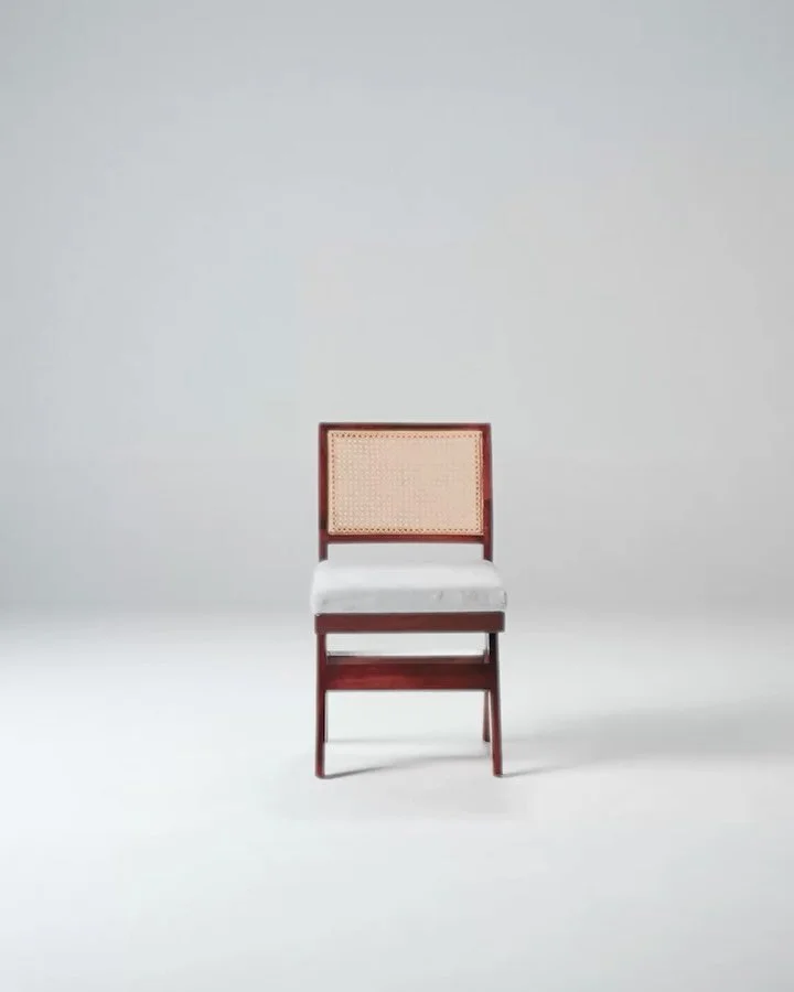 Telling the story of India&rsquo;s first AI-powered clinic @medmitra.ai

This campaign began months ago with research - real conversations with over 250 families across India. We sat with them, listened to their frustrations, and mapped the blueprint