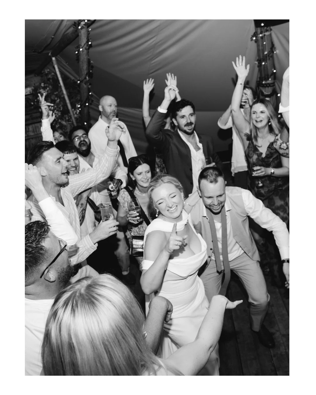 This is what happens when you *know* you don&rsquo;t have to worry about photos on your wedding day and just stay present 💃🏻💃🏻

And how could you not let loose on the dance floor when @loudnoisesbrass is playing?? We honestly get SO excited now e