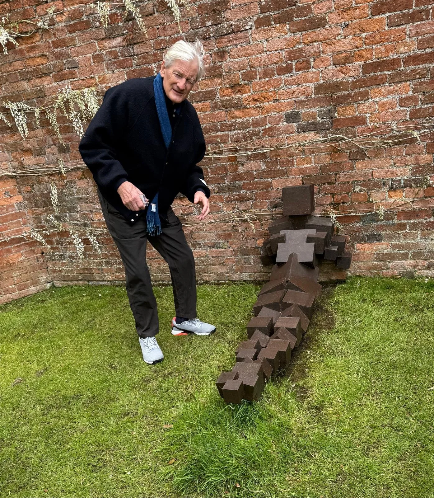 James and the resting man by Gormley 
