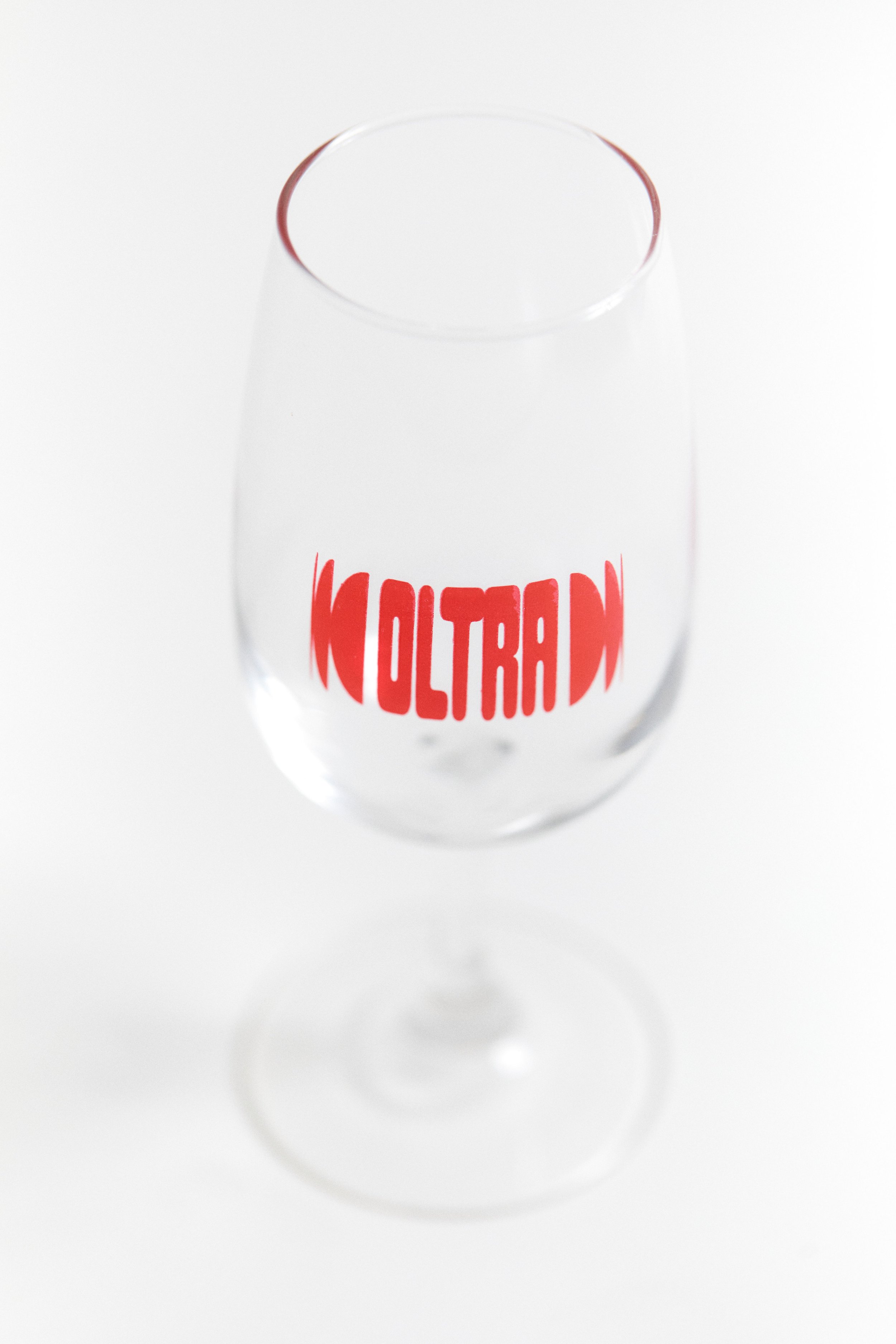 oltra wine white back.jpeg