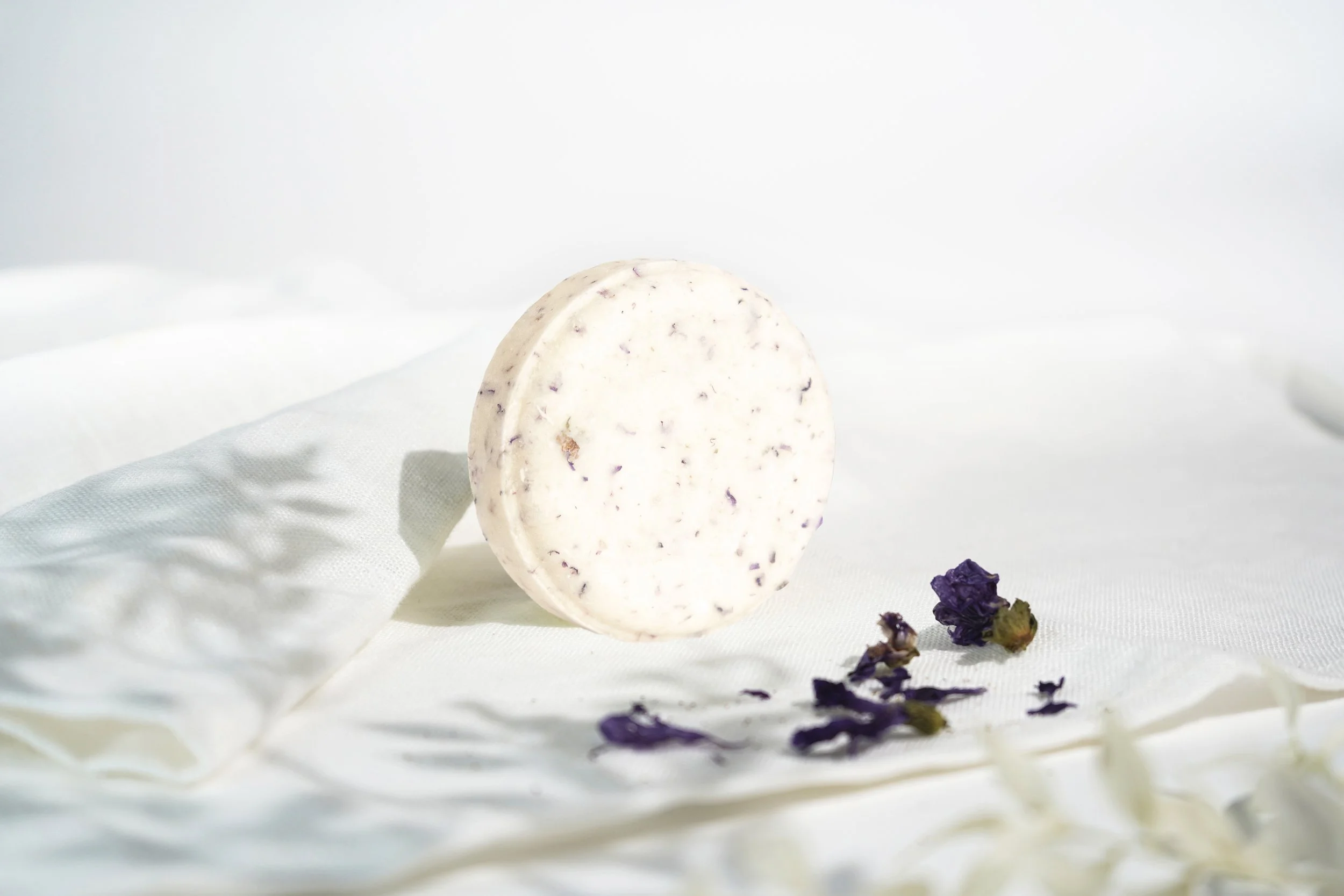 23.1 Helmi naku .jpg