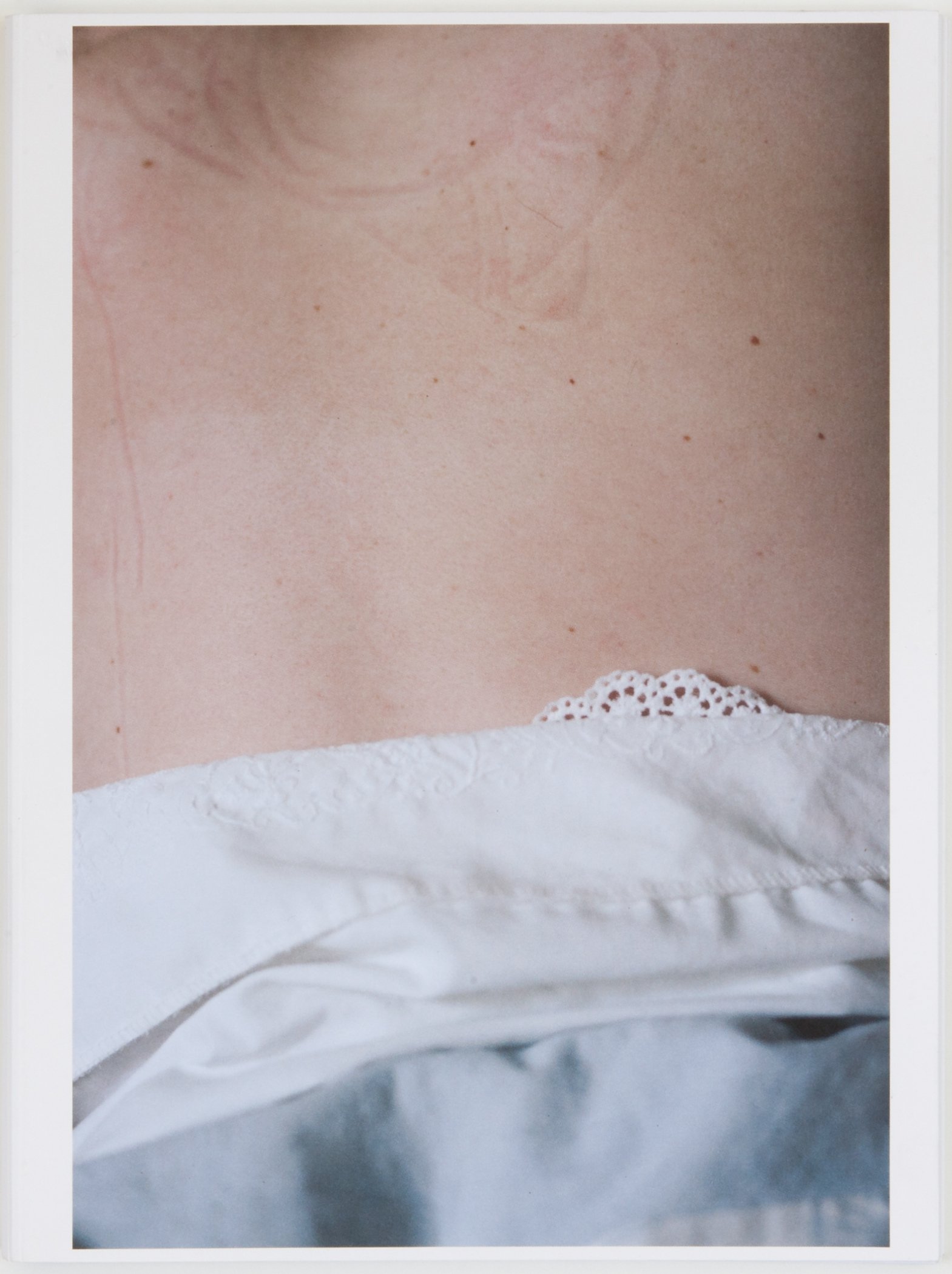 Homesick / Sara J. Winston