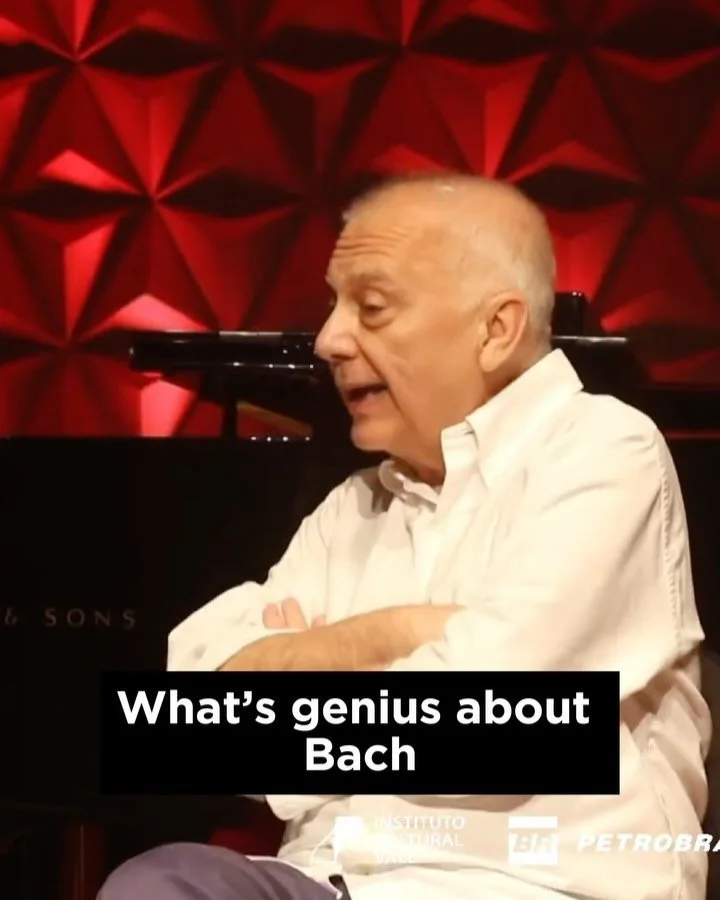 Bach &ndash; in the 18th century &ndash; was able to anticipate much of the music that would be composed later on.

_______

🏷: #bach #concerto #jeanlouissteuerman #zoltankocsis #baroque #baroquemusic #orchestra #pianistlife#classicalmusic #pianomus