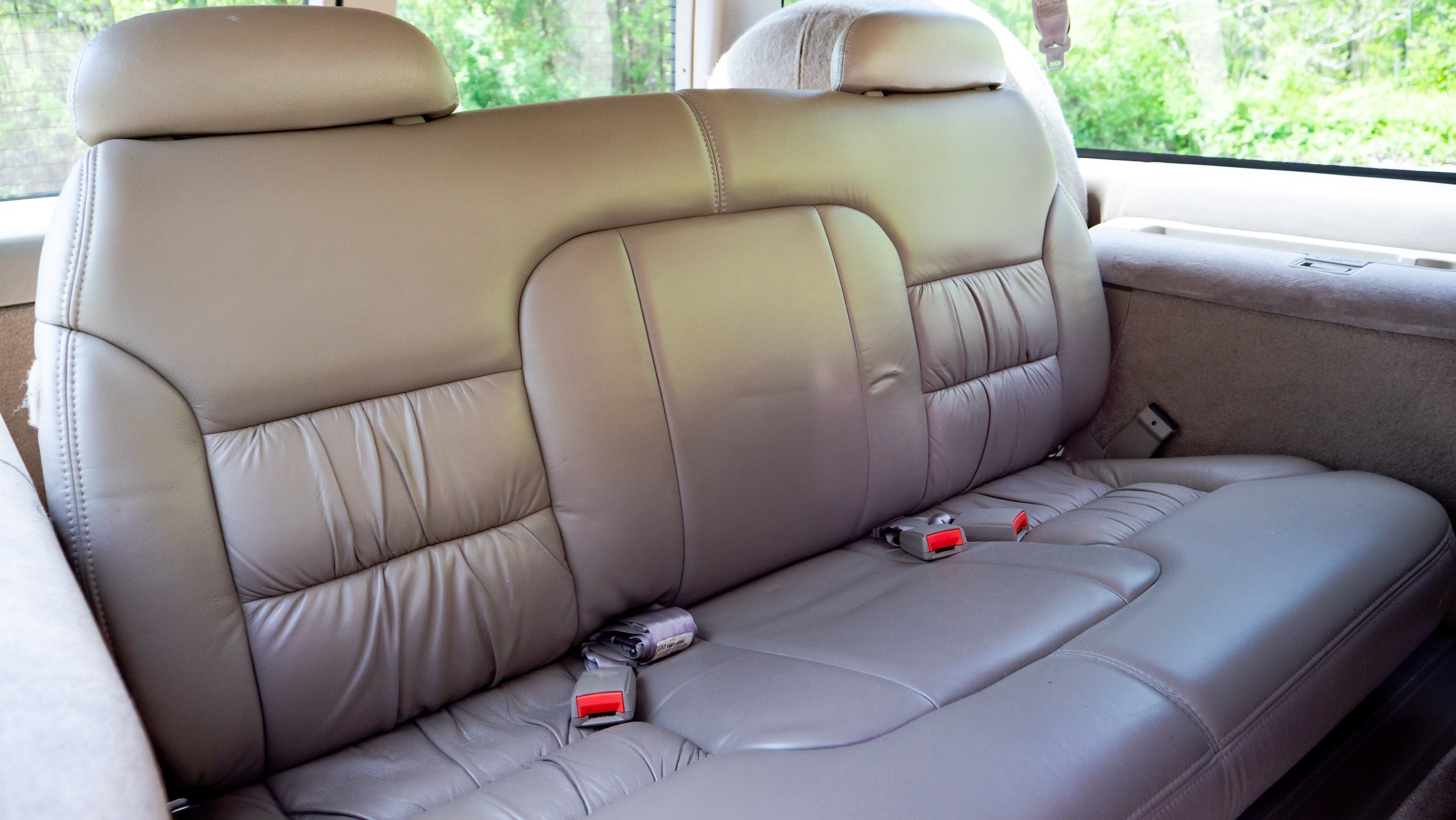 1999 GMC Suburban-1688889.JPG