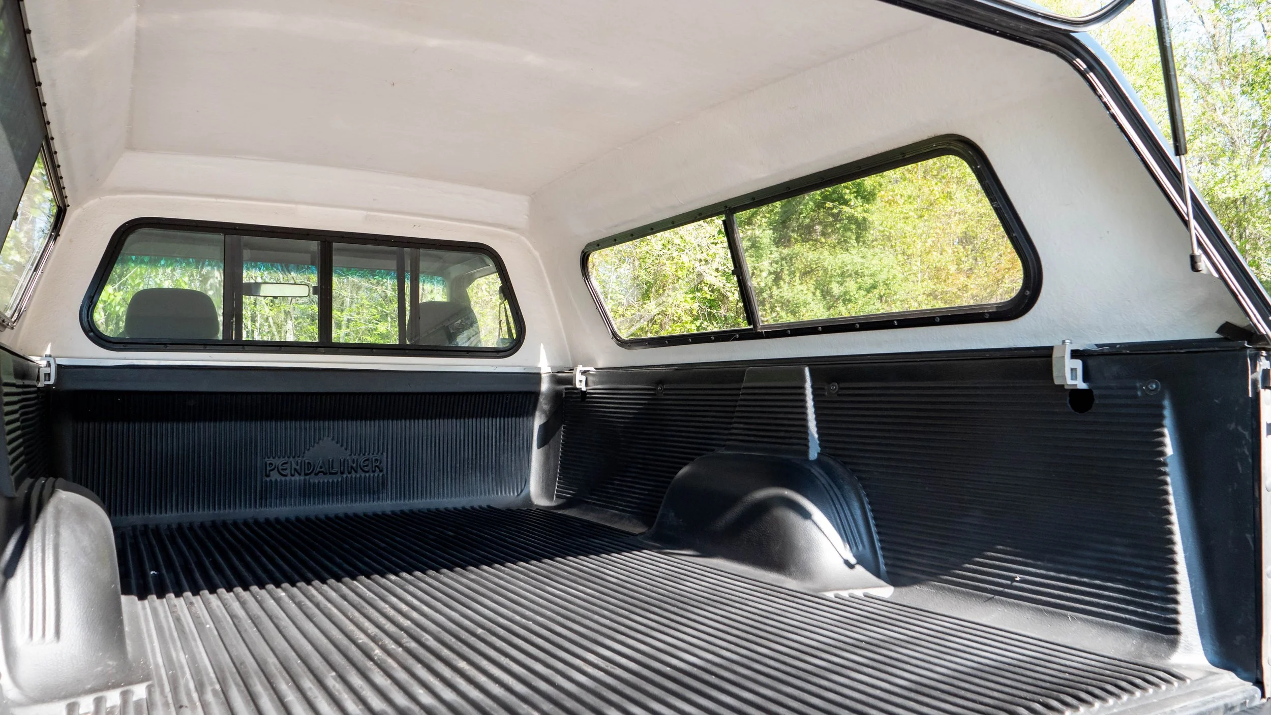 1993 Ford-1688516.JPG