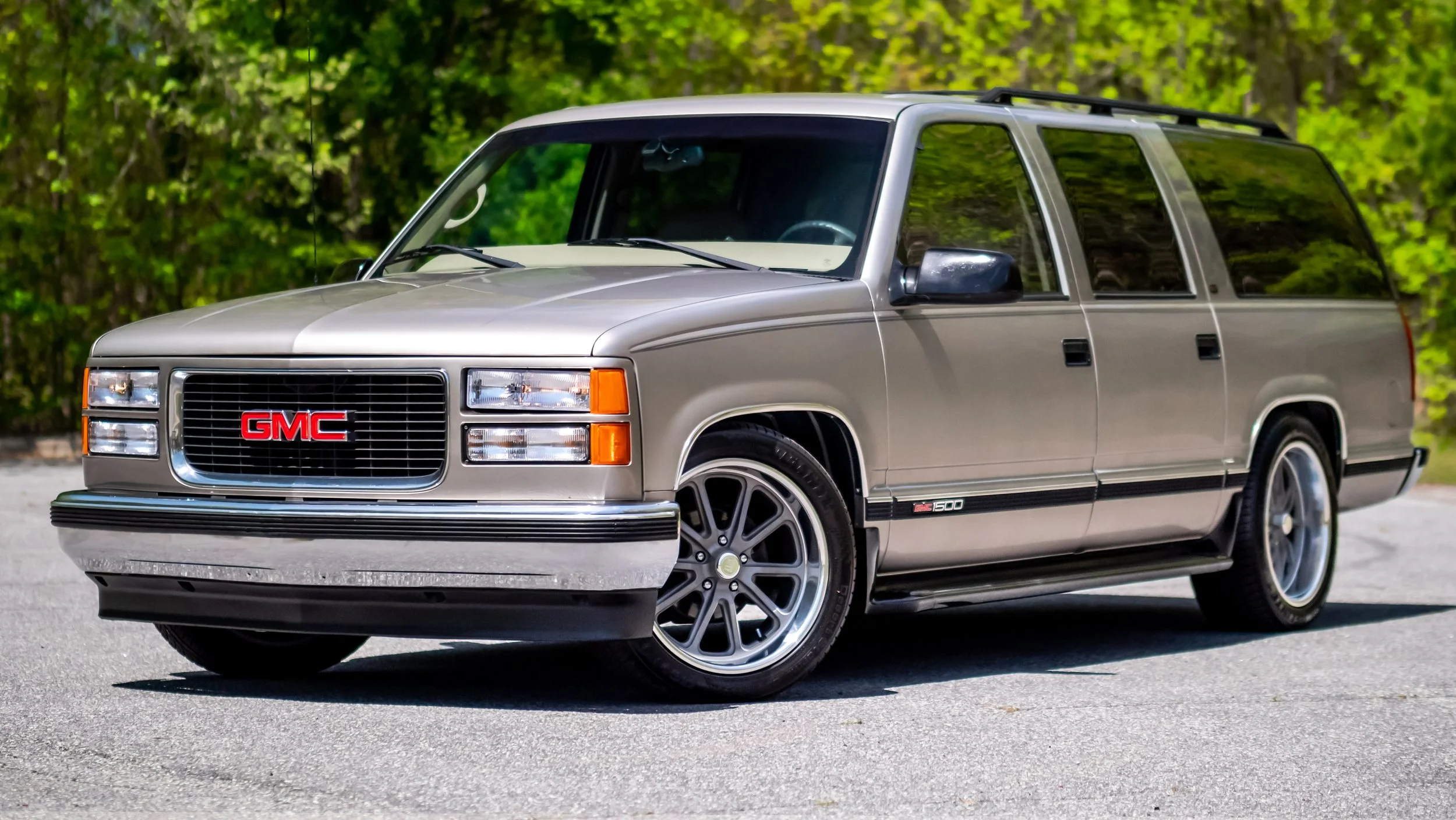 1999 GMC Suburban
