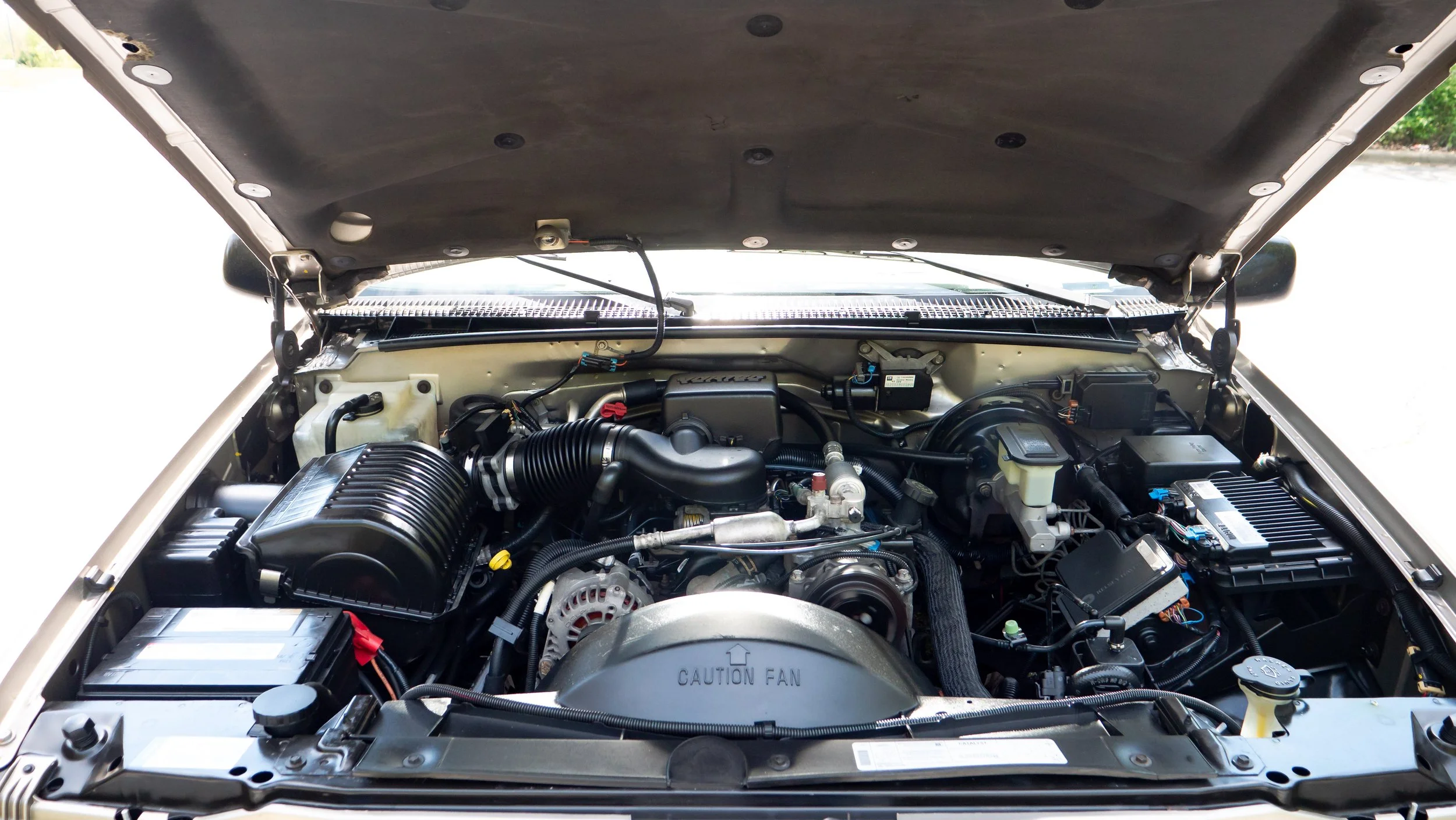 1999 GMC Suburban-1688903.JPG