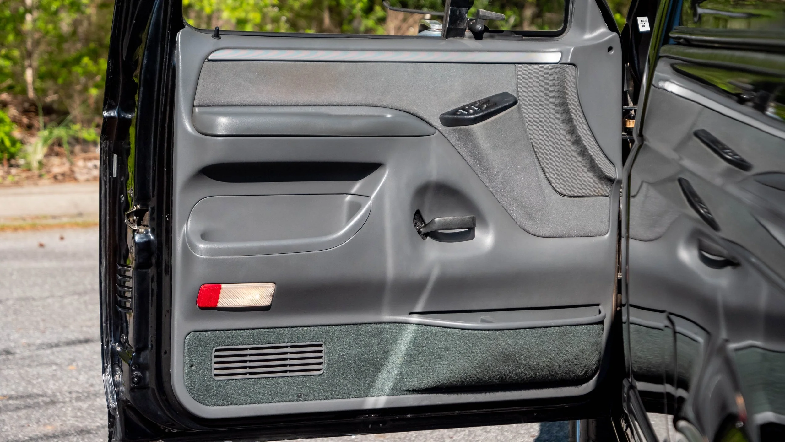 1993 Ford-1688512.JPG