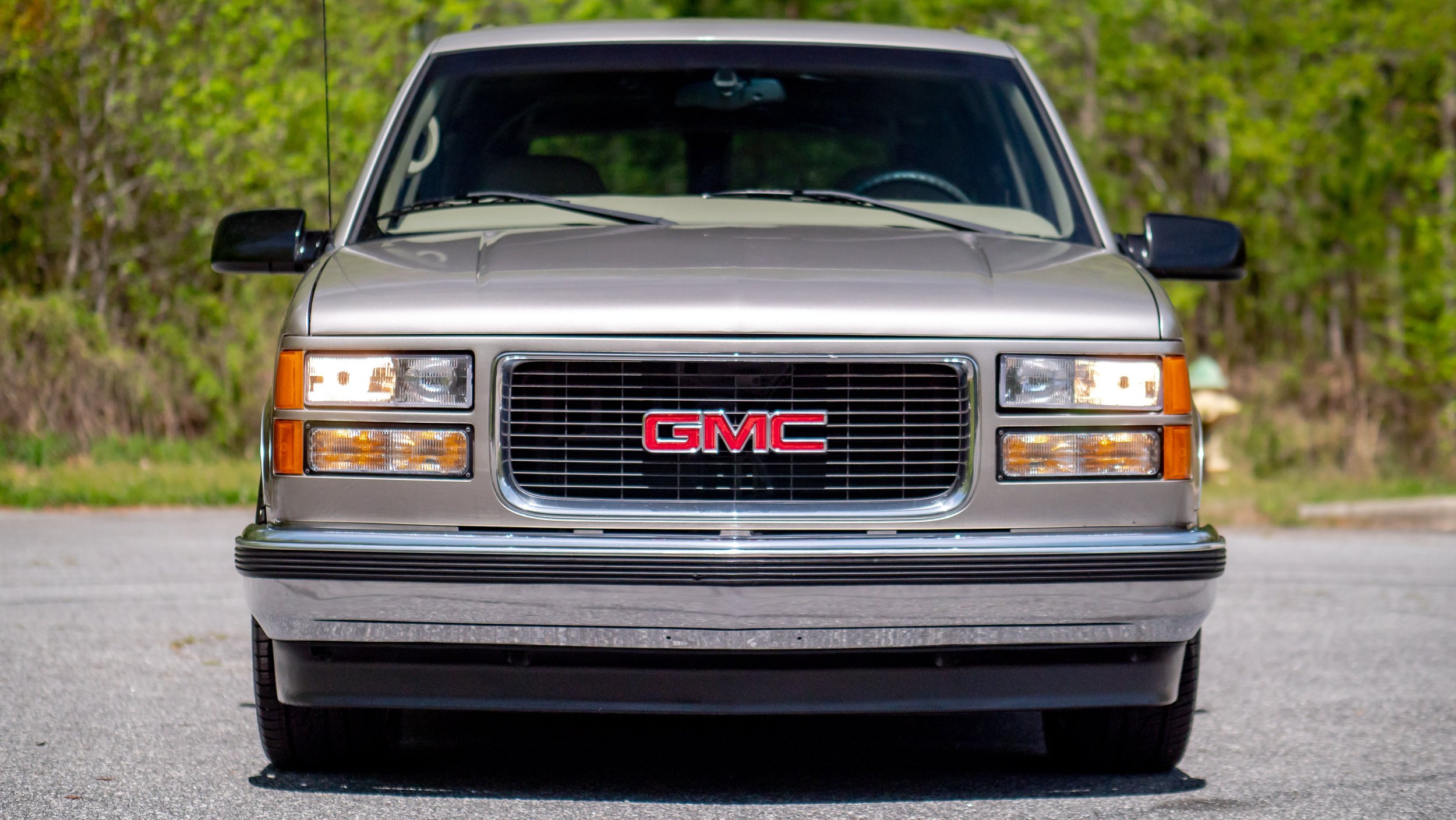 1999 GMC Suburban-1688915.JPG