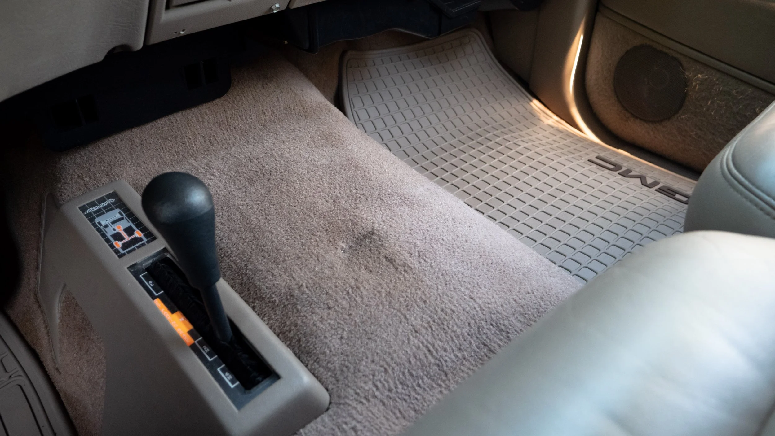 1997 GMC Sierra-2-5.JPG