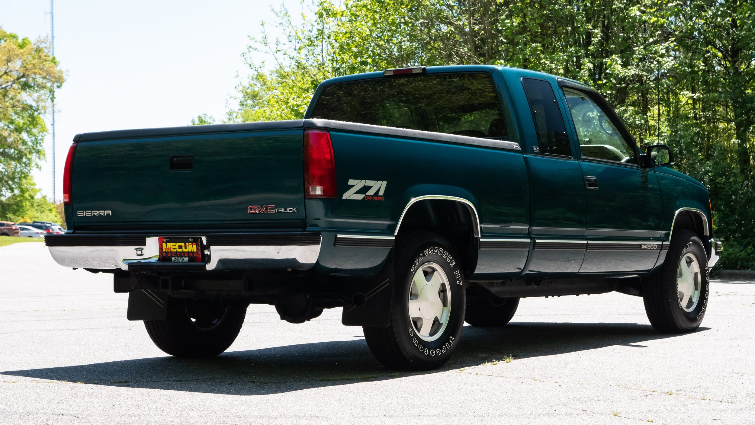 1997 GMC Sierra-2-32.JPG