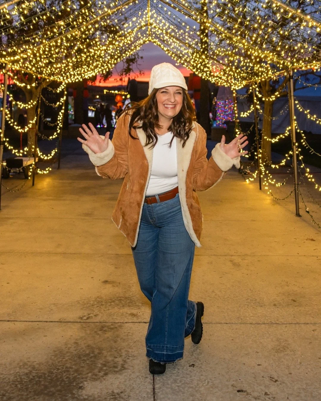 A few random things my besties know about me that you should know, too.

👩🏻&zwj;🏫 Once upon a time, I was a public preschool teacher. And I think 3 and 4 year olds are the most fun little humans. 

🎭 I love stage productions. My absolute favorite