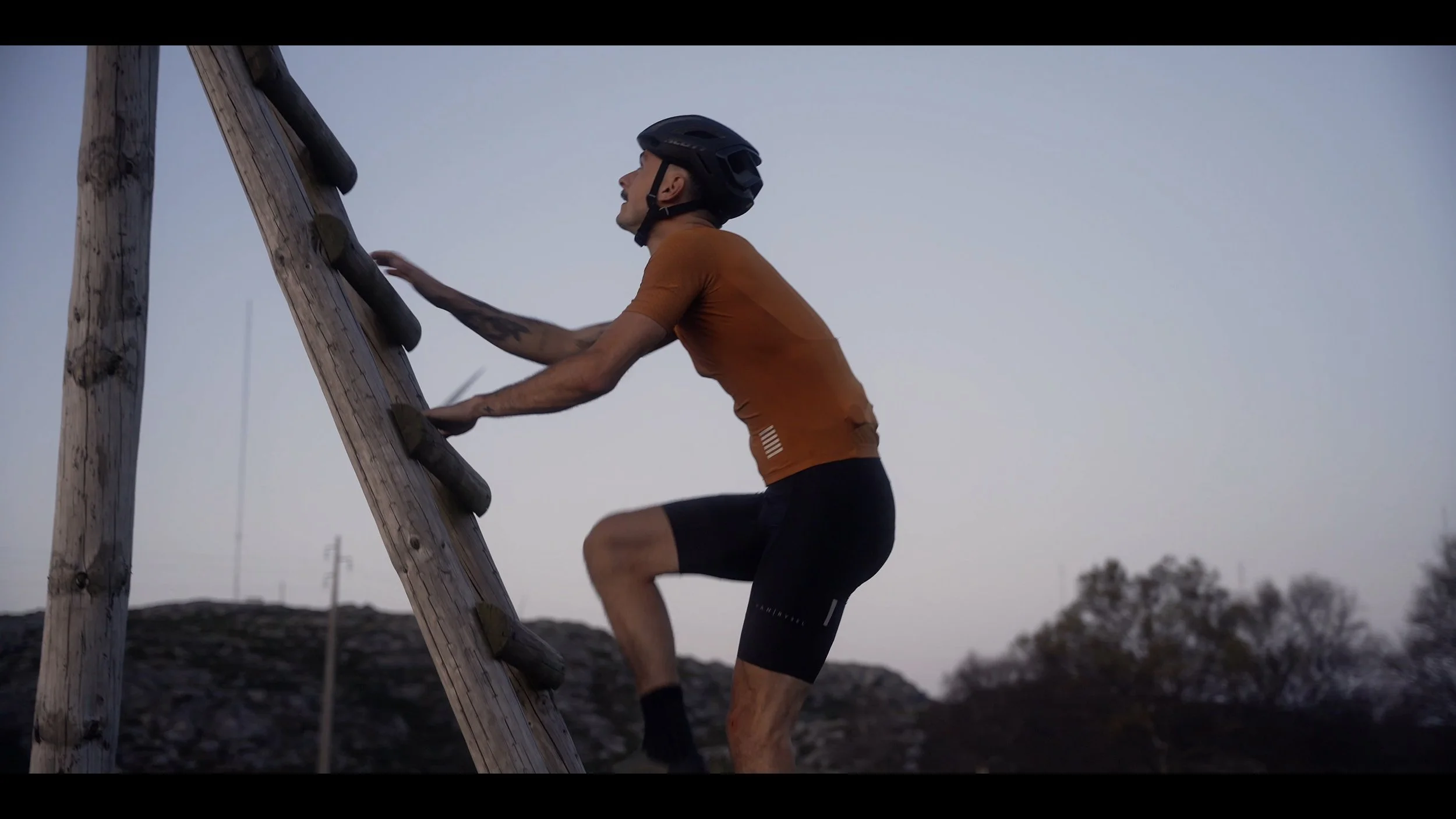 ScottTravel_FeelViana Gravel Tours_FinalVersionENG_V2.mov.00_01_49_11.Quadro036.jpg