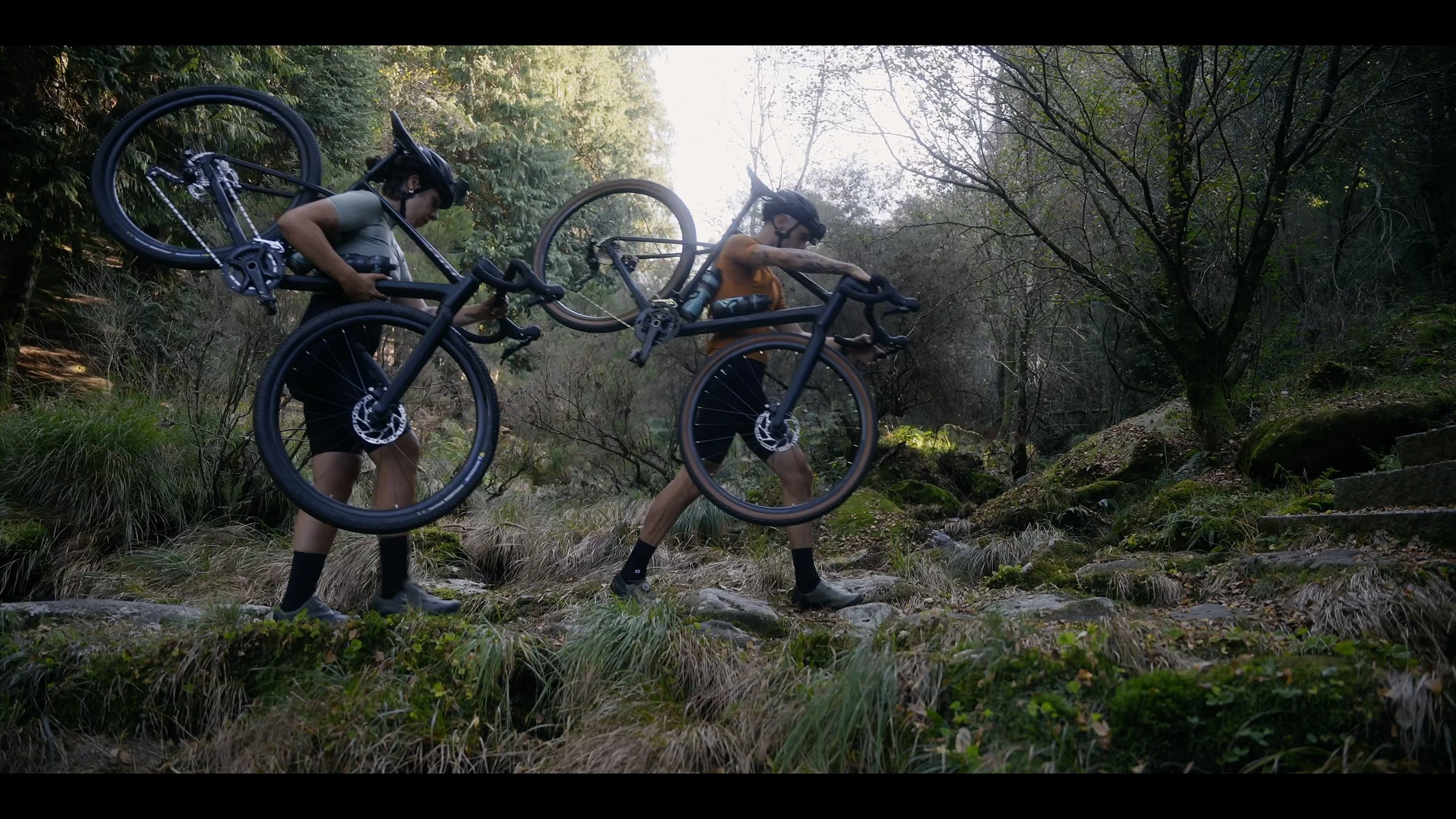 ScottTravel_FeelViana Gravel Tours_FinalVersionENG_V2.mov.00_01_21_11.Quadro024.jpg